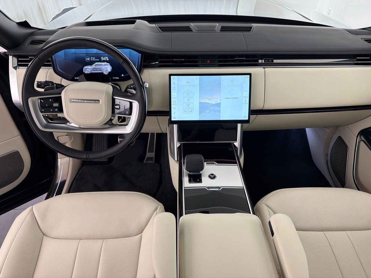 LAND ROVER RR P460e PHEV Autobiogr.-image-6