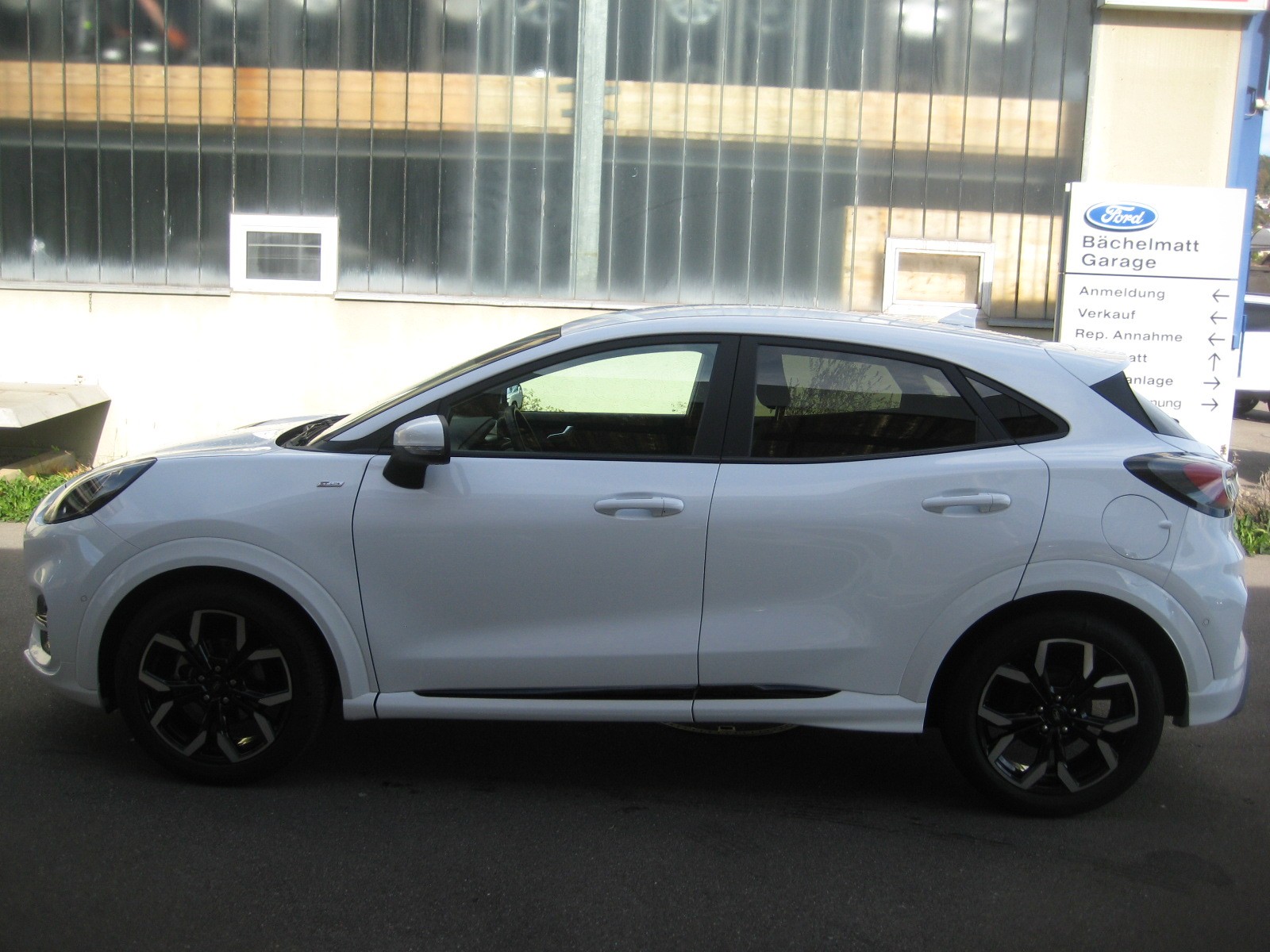 FORD Puma 1.0 MHEV ST-Line X Automat-image-2