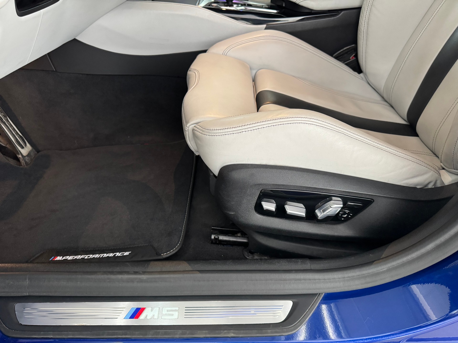 BMW M5 xDrive First Edition Drivelogic-image-22