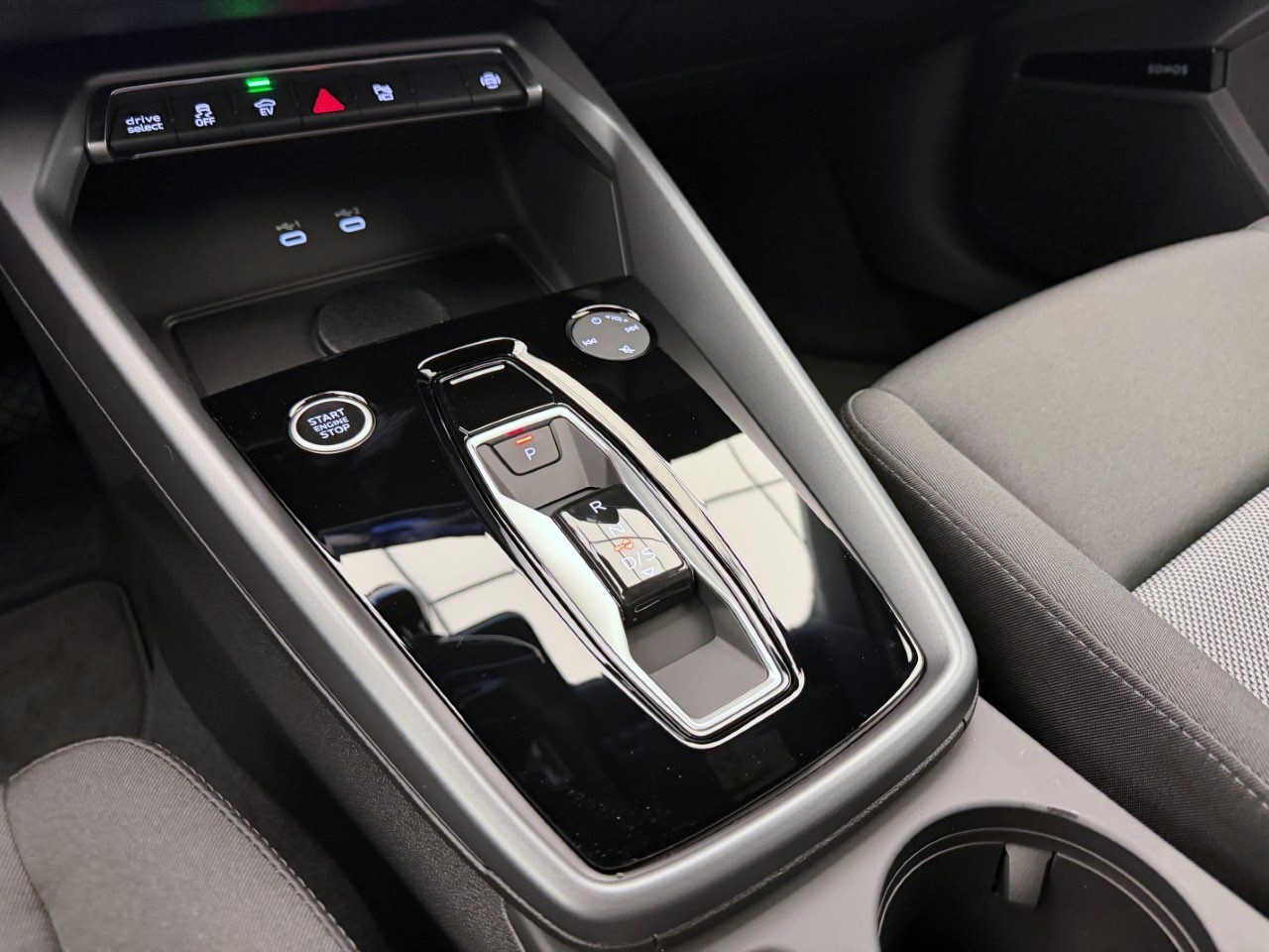 AUDI A3 Sportback TFSI e 150 kW Attraction S-tronic-image-11