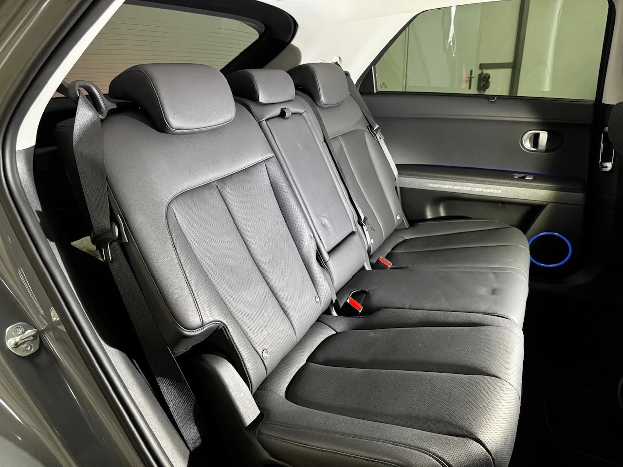 HYUNDAI Ioniq 5 77kWh Vertex 2WD / Wärmepumpe / CH-Fahrzeug mit 5 Jahren Garantie-image-9