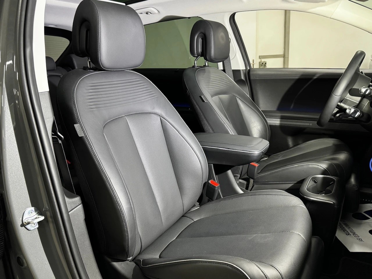 HYUNDAI Ioniq 5 77kWh Vertex 2WD / Wärmepumpe / CH-Fahrzeug mit 5 Jahren Garantie-image-7