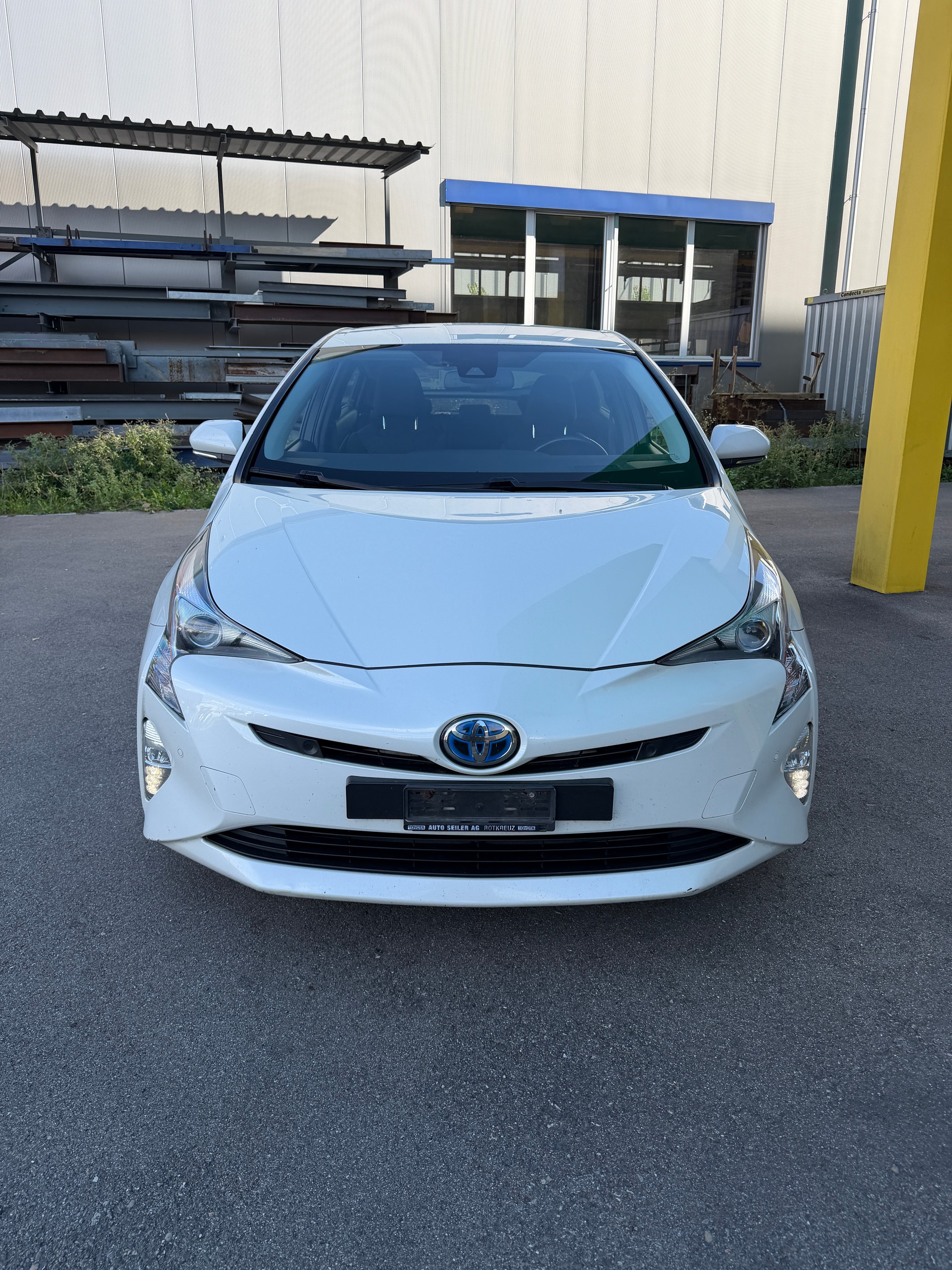 TOYOTA Prius 1.8 VVT-i HSD Sol-image-1