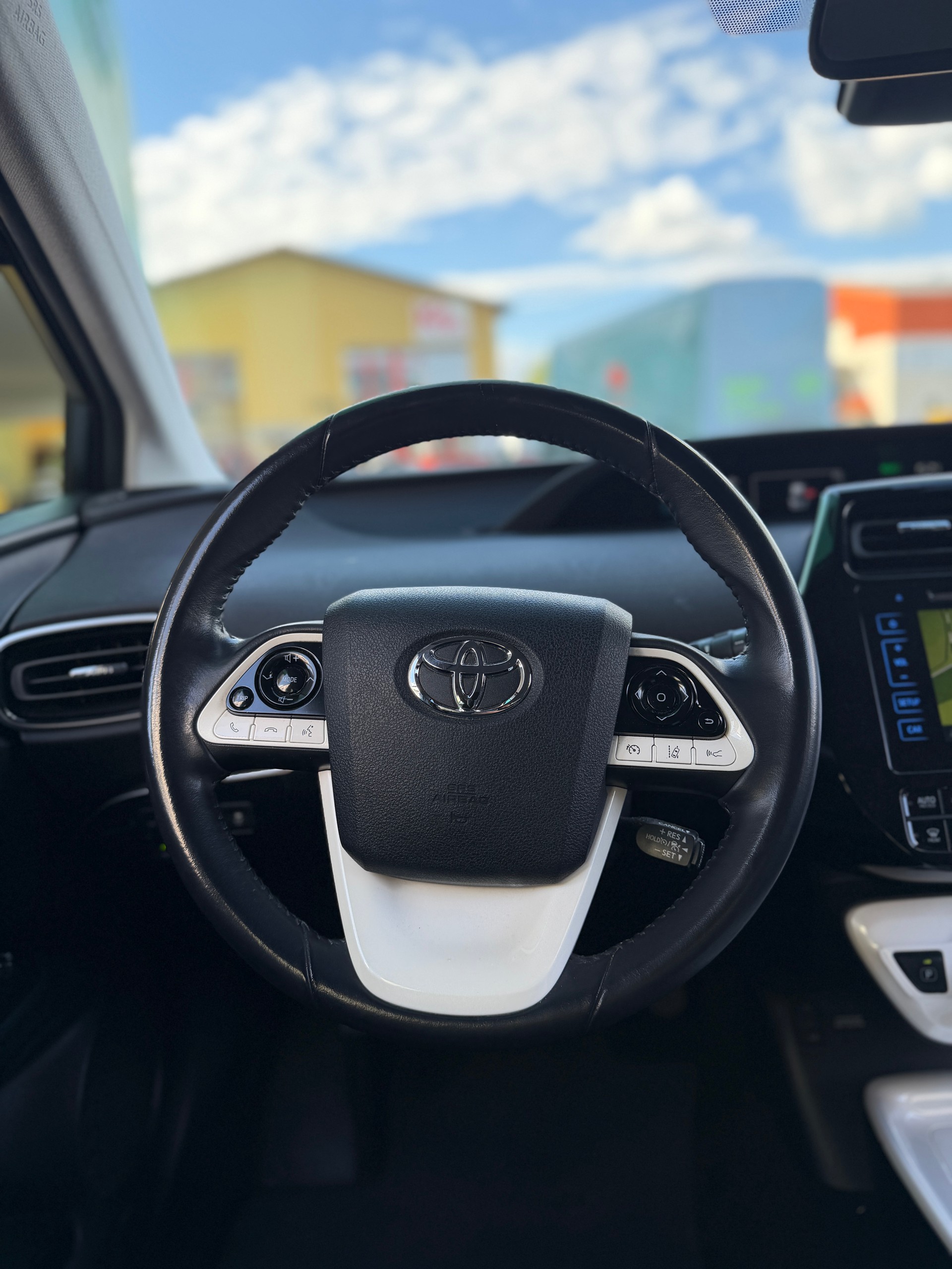 TOYOTA Prius 1.8 VVT-i HSD Sol-image-10