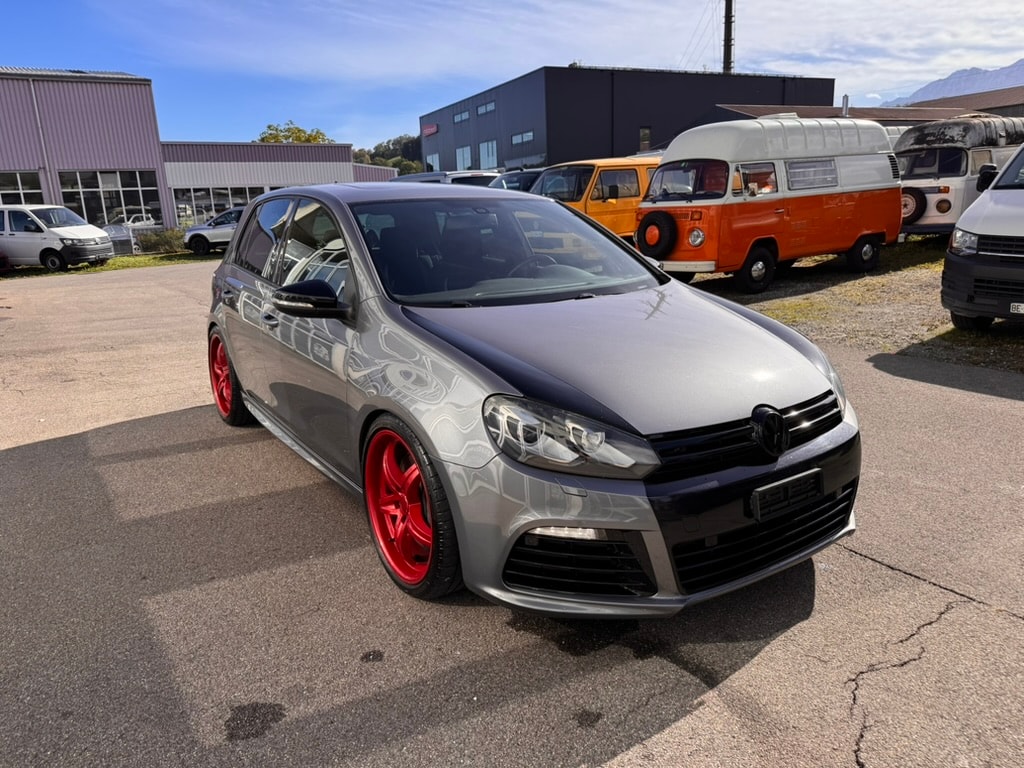 VW Golf 2.0 TSI R 4Motion DSG-image-3