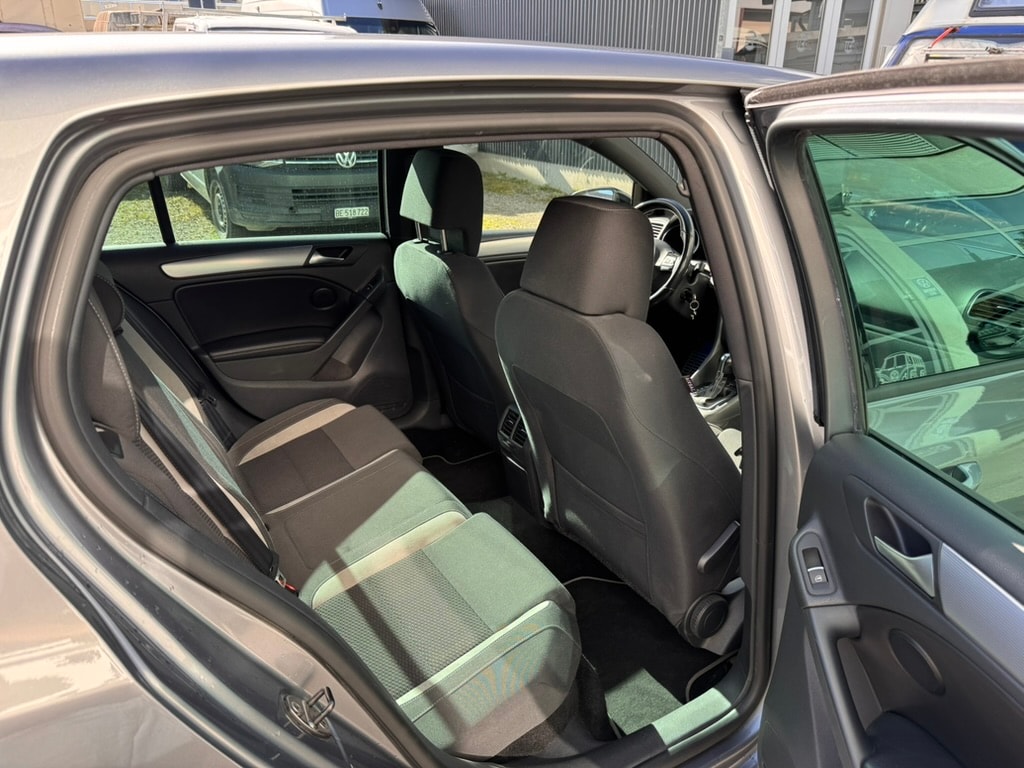 VW Golf 2.0 TSI R 4Motion DSG-image-9