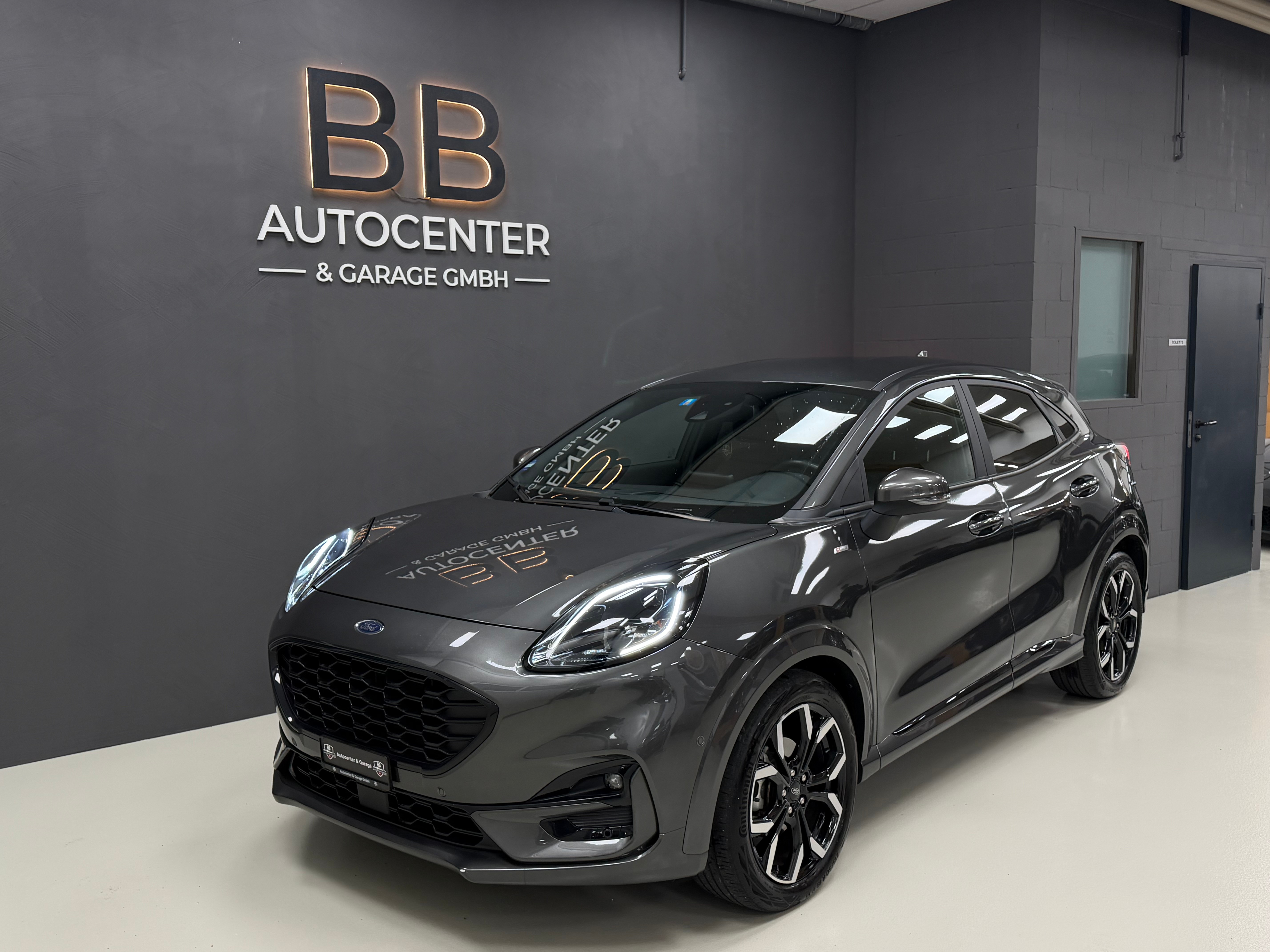 Car photo