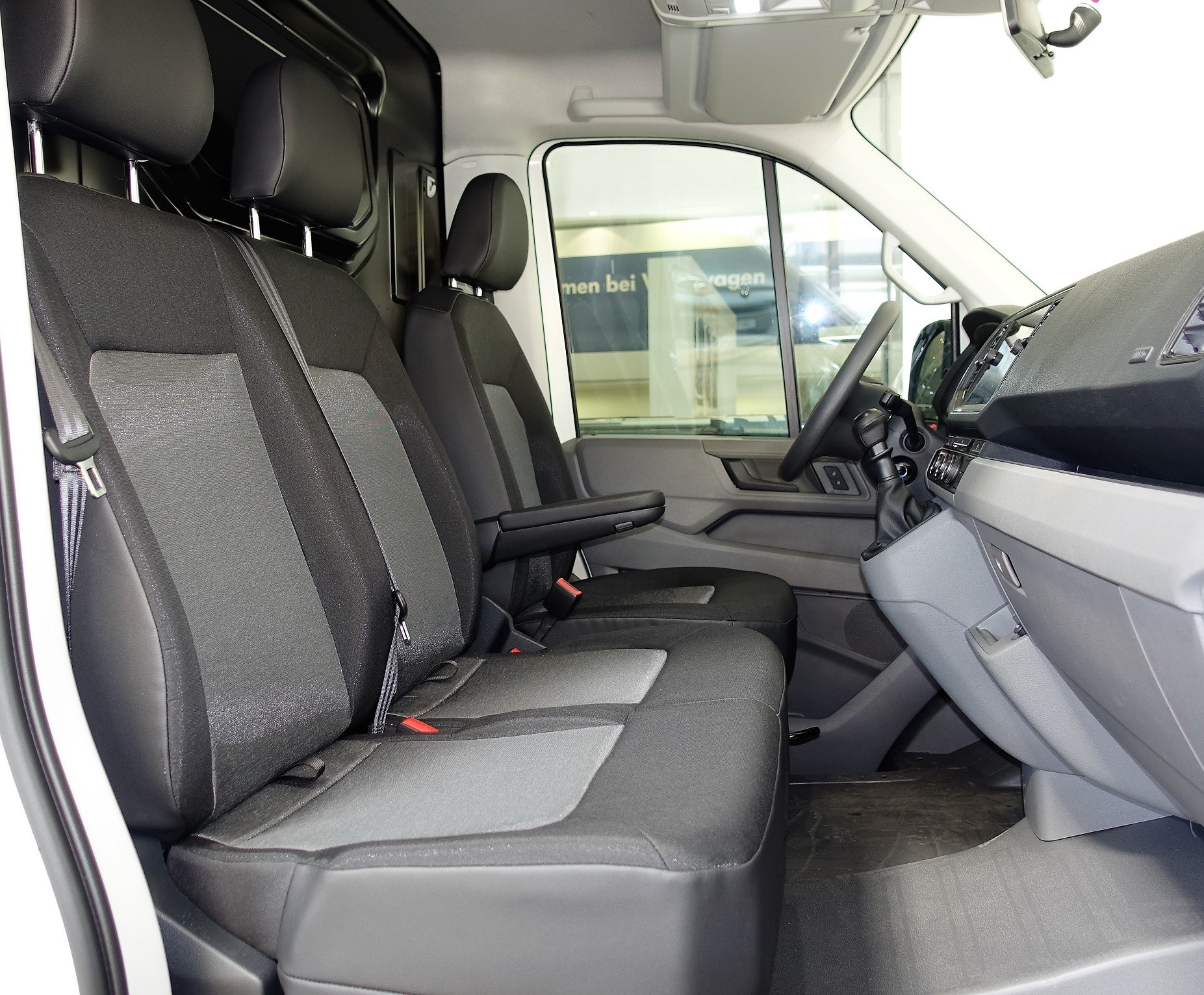 VW Crafter 35 2.0 BiTDI Entry HD L3 RWD-image-5