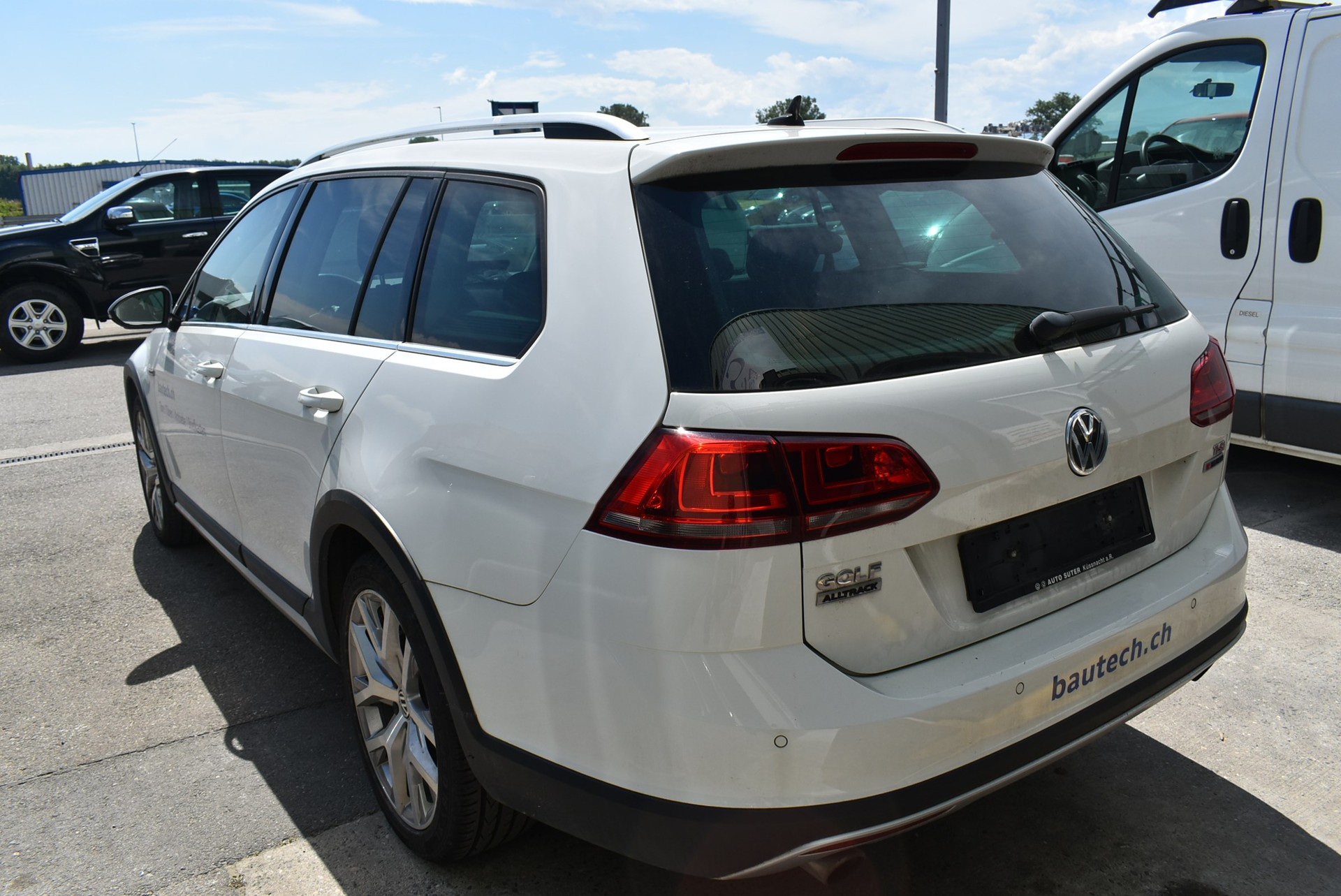 VW Golf 1.8 TSI Alltrack 4Motion-image-5