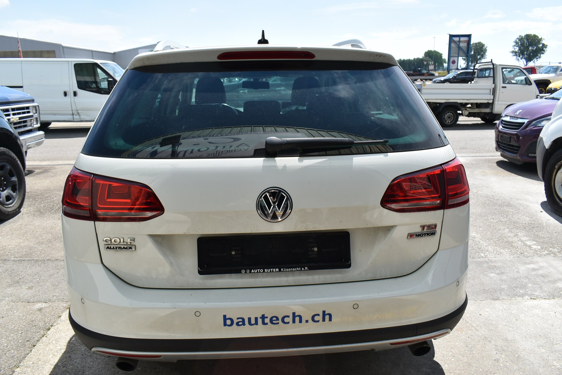VW Golf 1.8 TSI Alltrack 4Motion-image-6