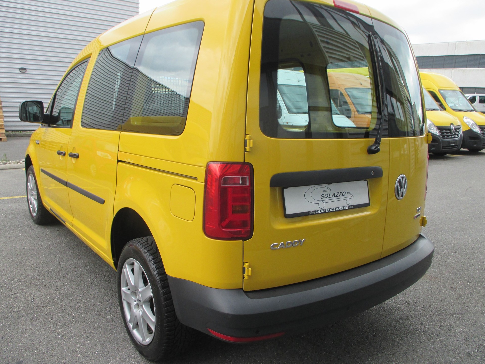 VW Caddy 2.0TDI - 4X4 Traction intégrale-image-5