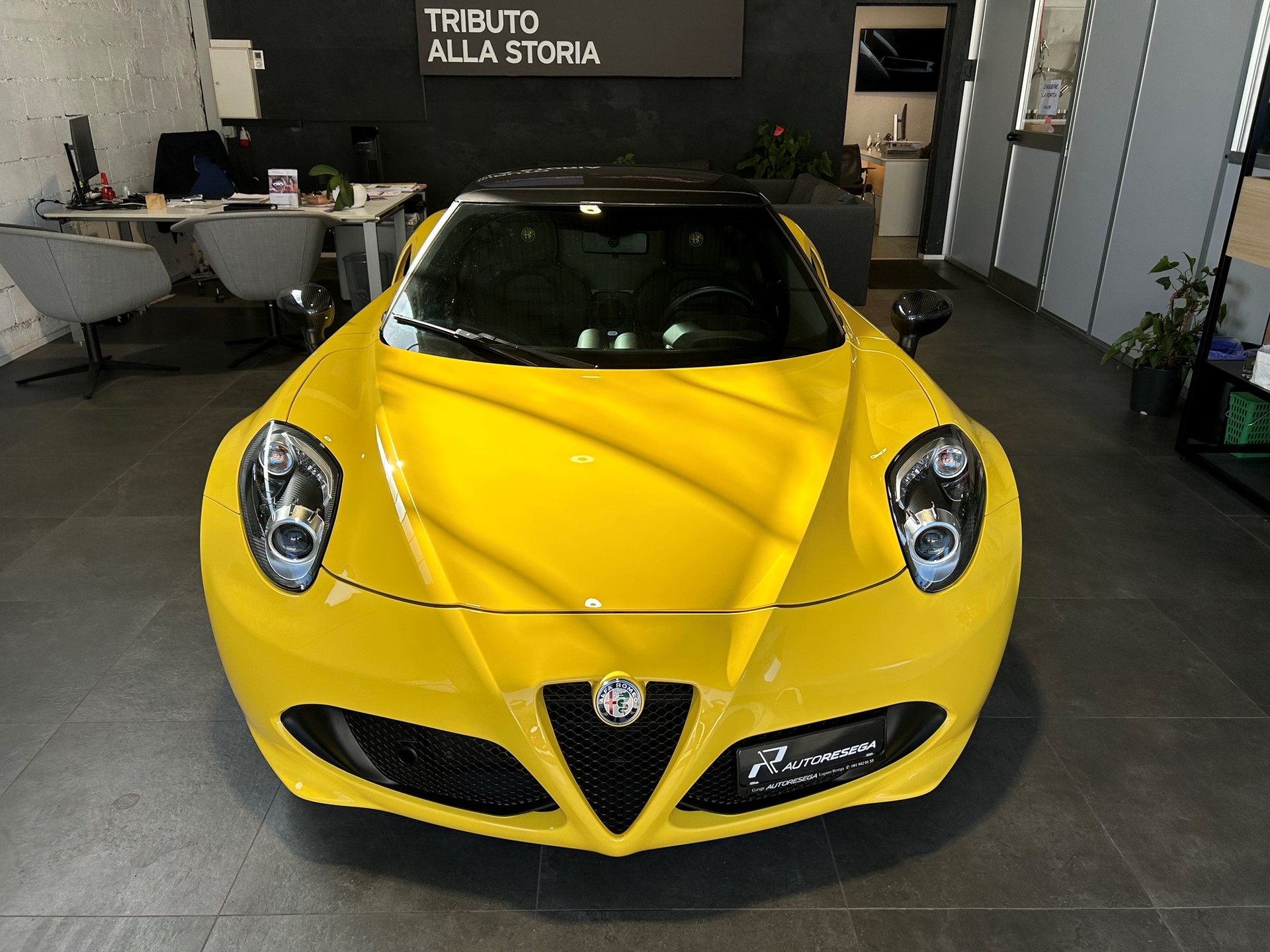 ALFA ROMEO 4C 1750 TBi TCT-image-1