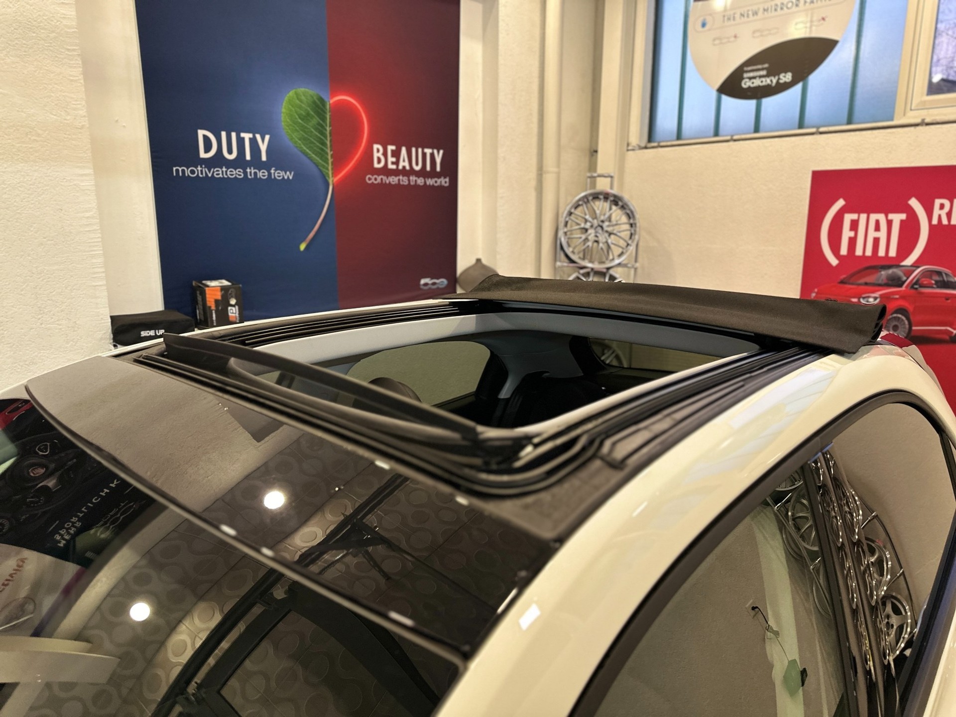 FIAT 500X 1.5 Hybrid Soft Top Swiss EditionDCT-image-6