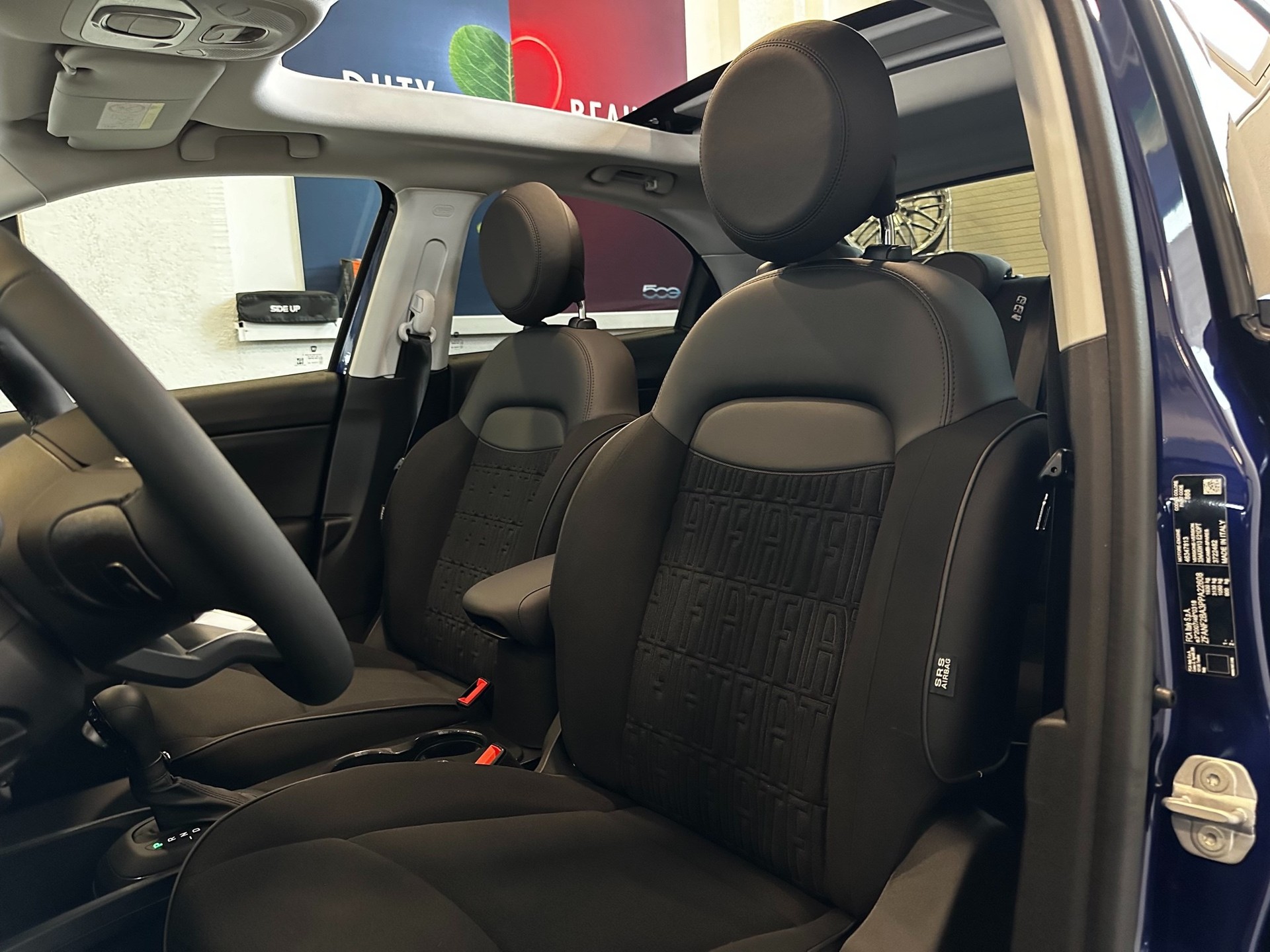 FIAT 500X 1.5 Hybrid Soft Top Swiss EditionDCT-image-9