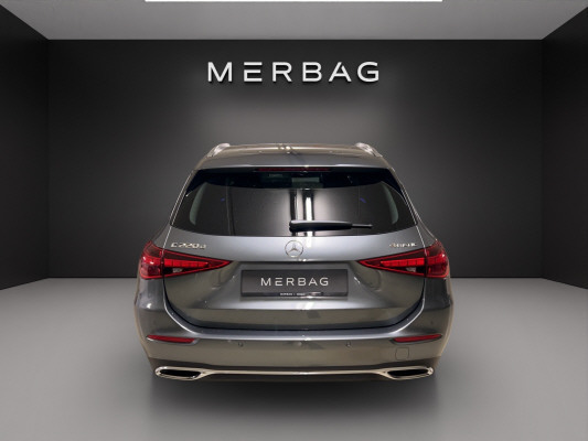 MERCEDES-BENZ C 220 d T 4 Matic-image-4