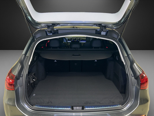 MERCEDES-BENZ C 220 d T 4 Matic-image-10
