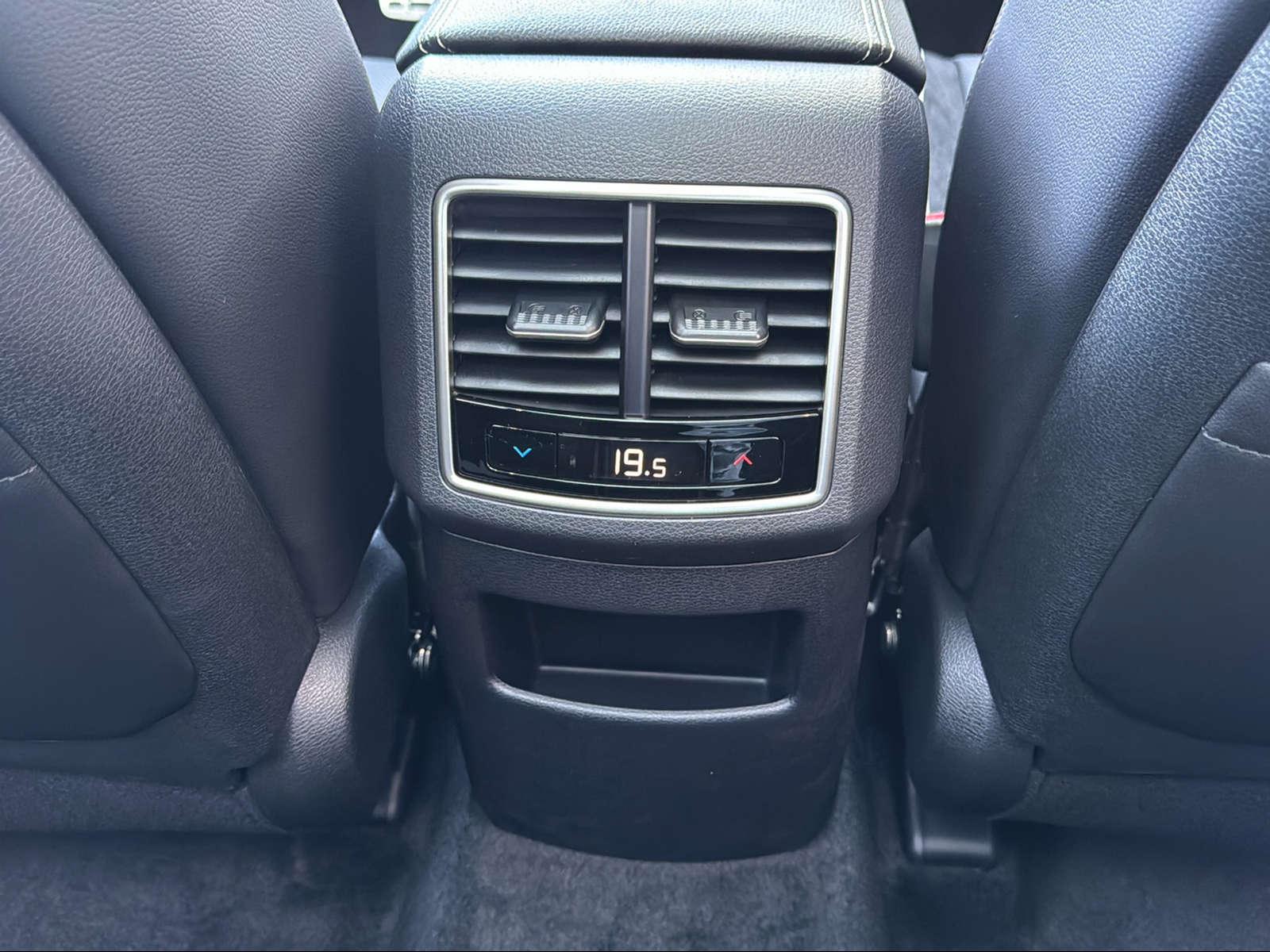 KIA Sportage 1.6T-GDi HEV GT-Line 4x4 A-image-16