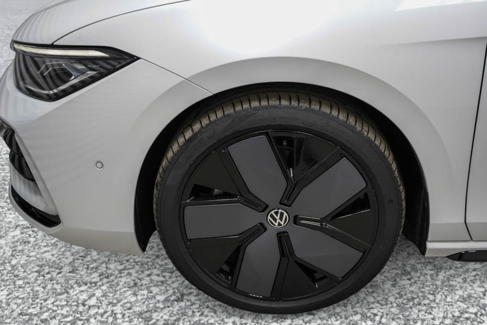 VW Passat Variant 2.0 TSI evo4 R-Line 4 Motion DSG-image-23