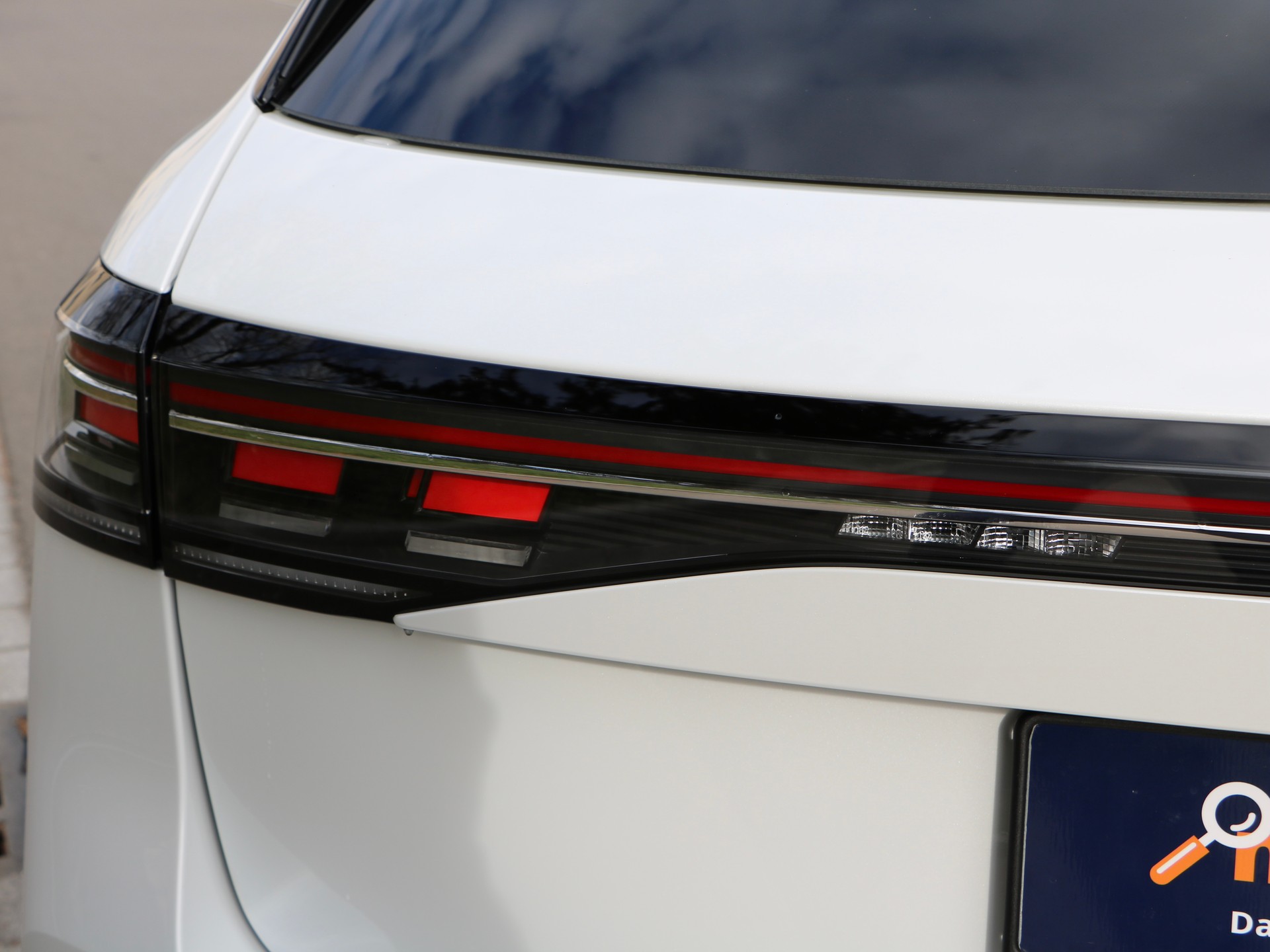 VW Passat Variant 2.0 TSI evo4 R-Line 4 Motion DSG-image-19