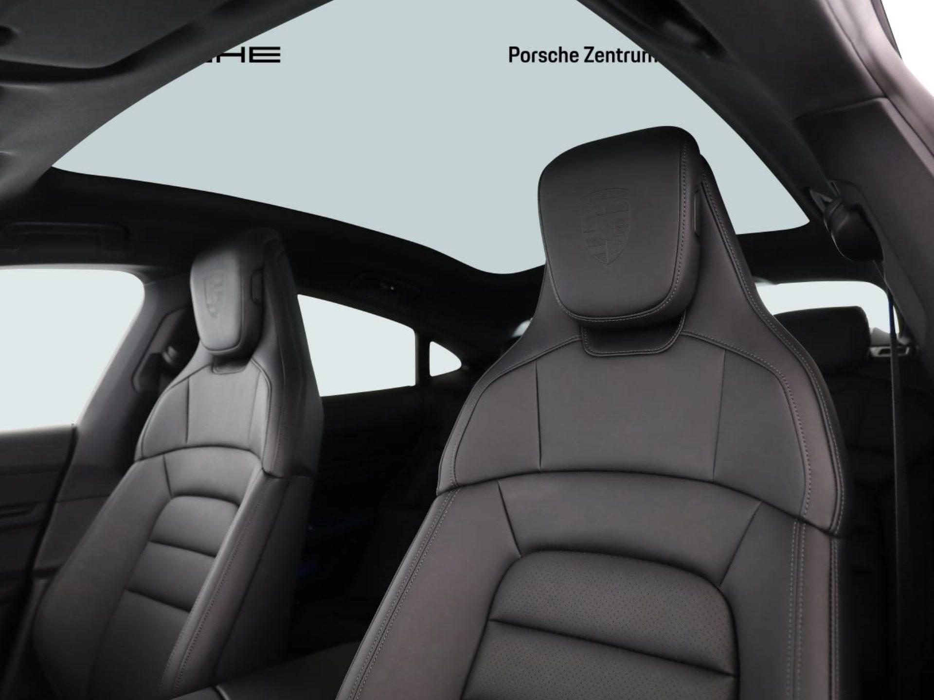 PORSCHE Taycan-image-4
