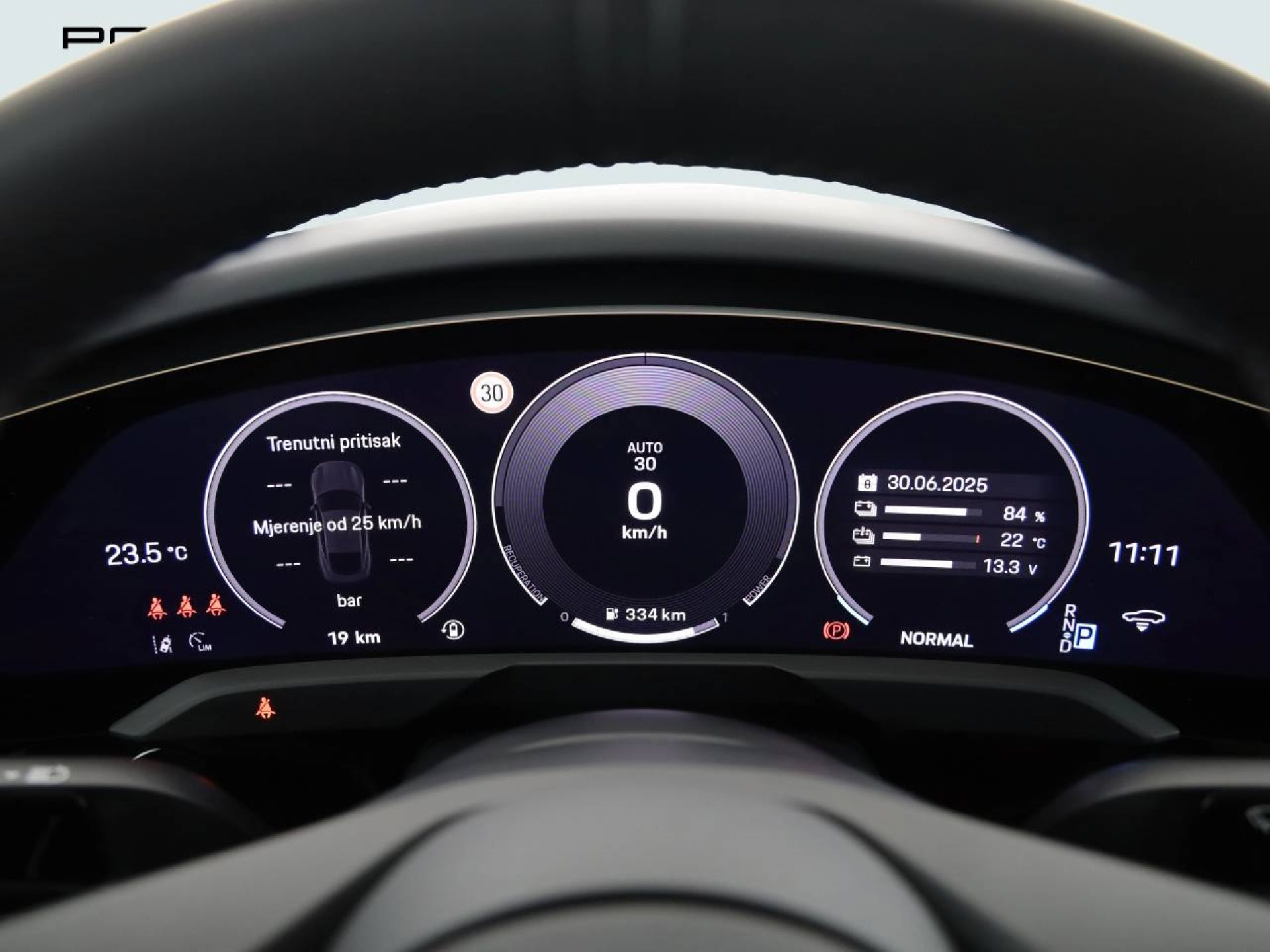 PORSCHE Taycan-image-13