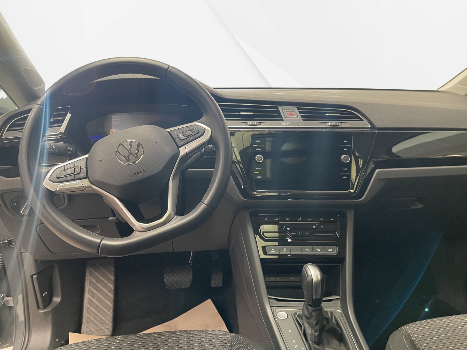 VW Touran 1.5 TSI EVO Comfortline DSG-image-8