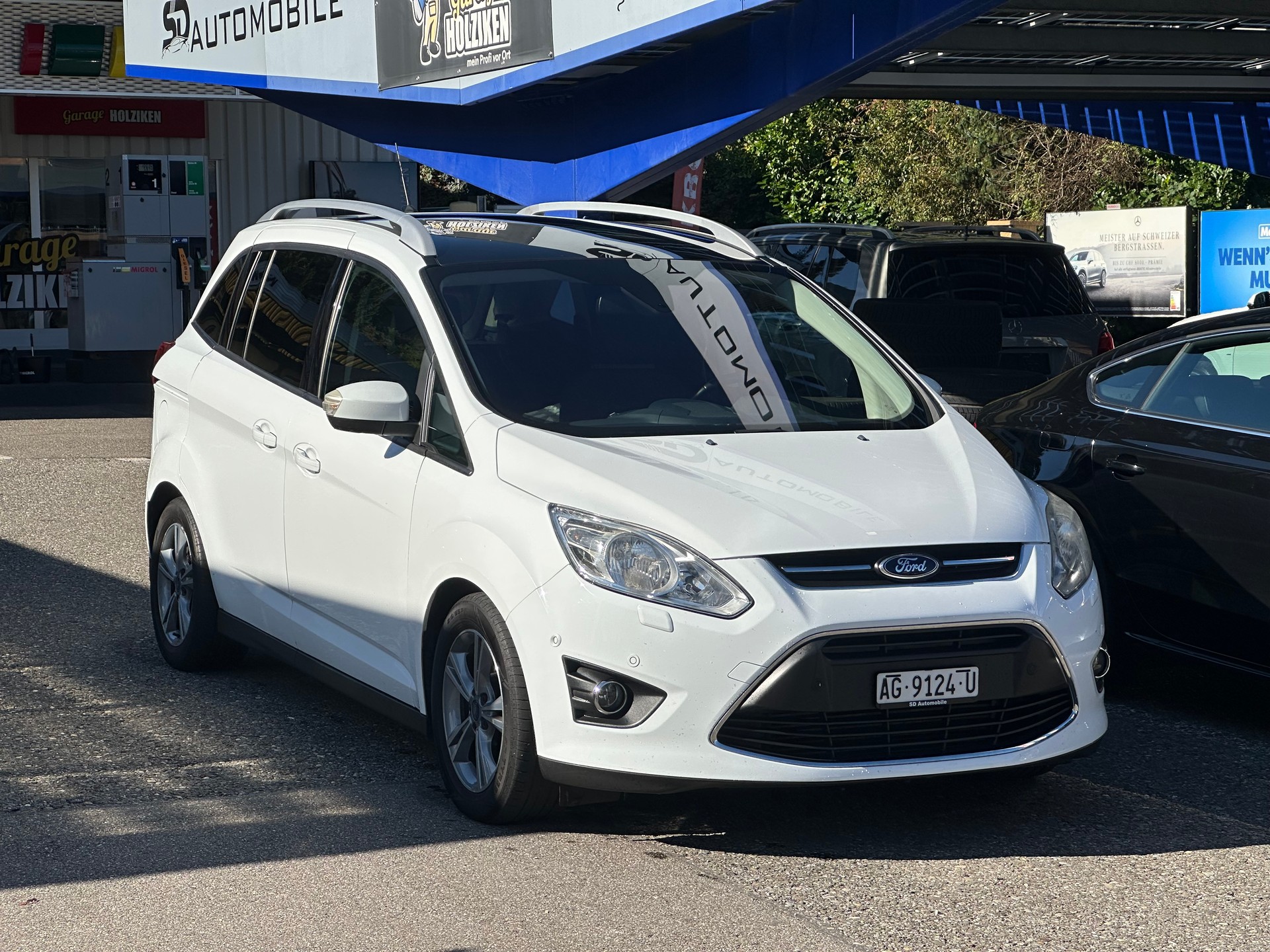 FORD Grand C-Max 2.0 TDCi Family-Edition PowerShift-image-1