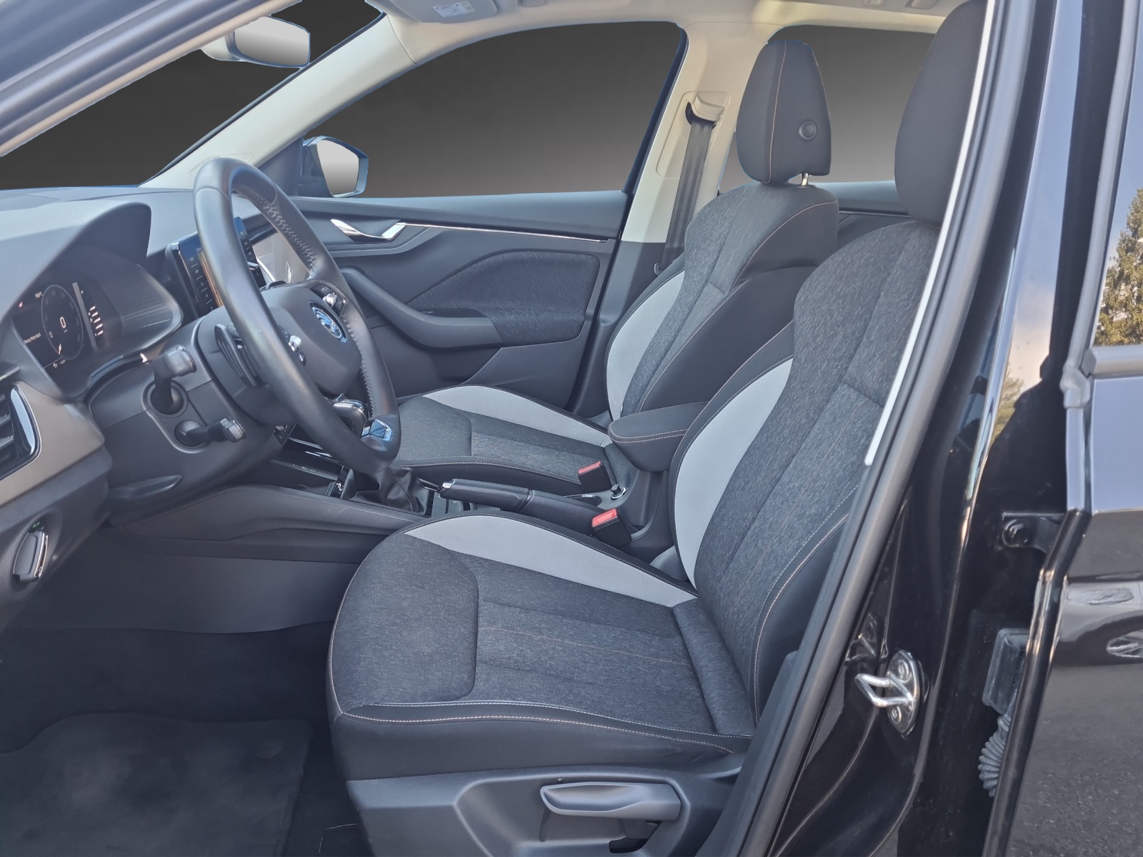 SKODA Kamiq 1.5 TSI ACT Style DSG-image-5