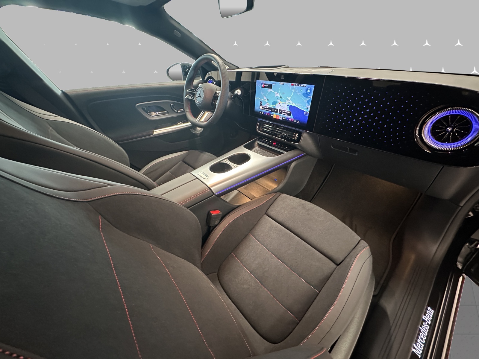 MERCEDES-BENZ CLA 350 4Matic with EQ Technology-image-11