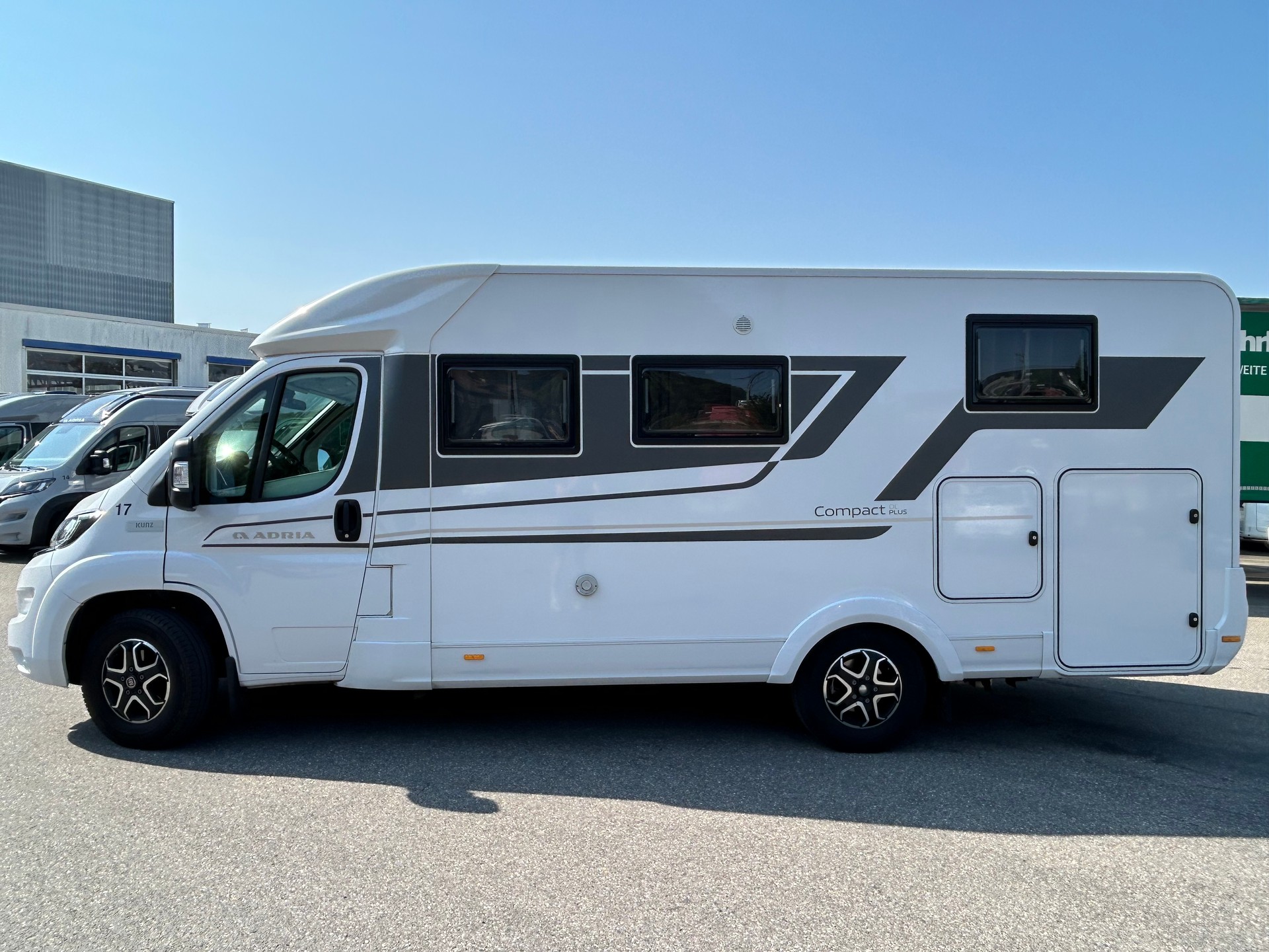 ADRIA Compact DL-showroom-element-2