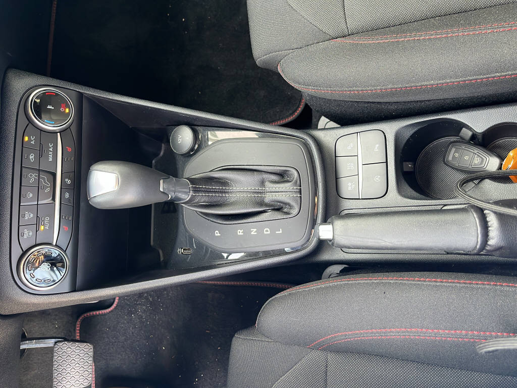 FORD Fiesta 1.0 EcoB Hybrid ST-Line X-image-12