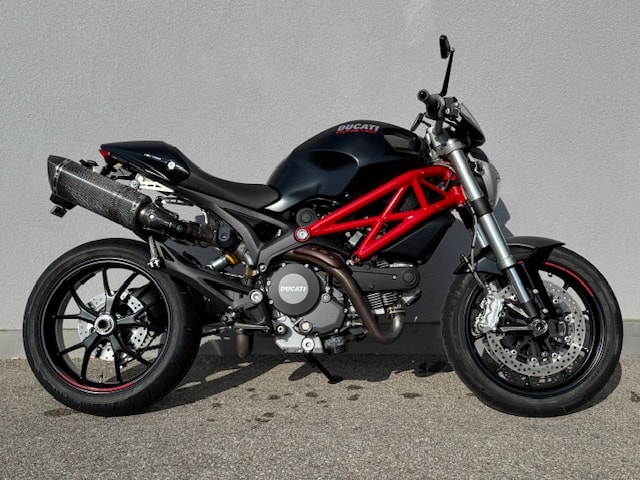 DUCATI Monster 796M ABS-showroom-element-1
