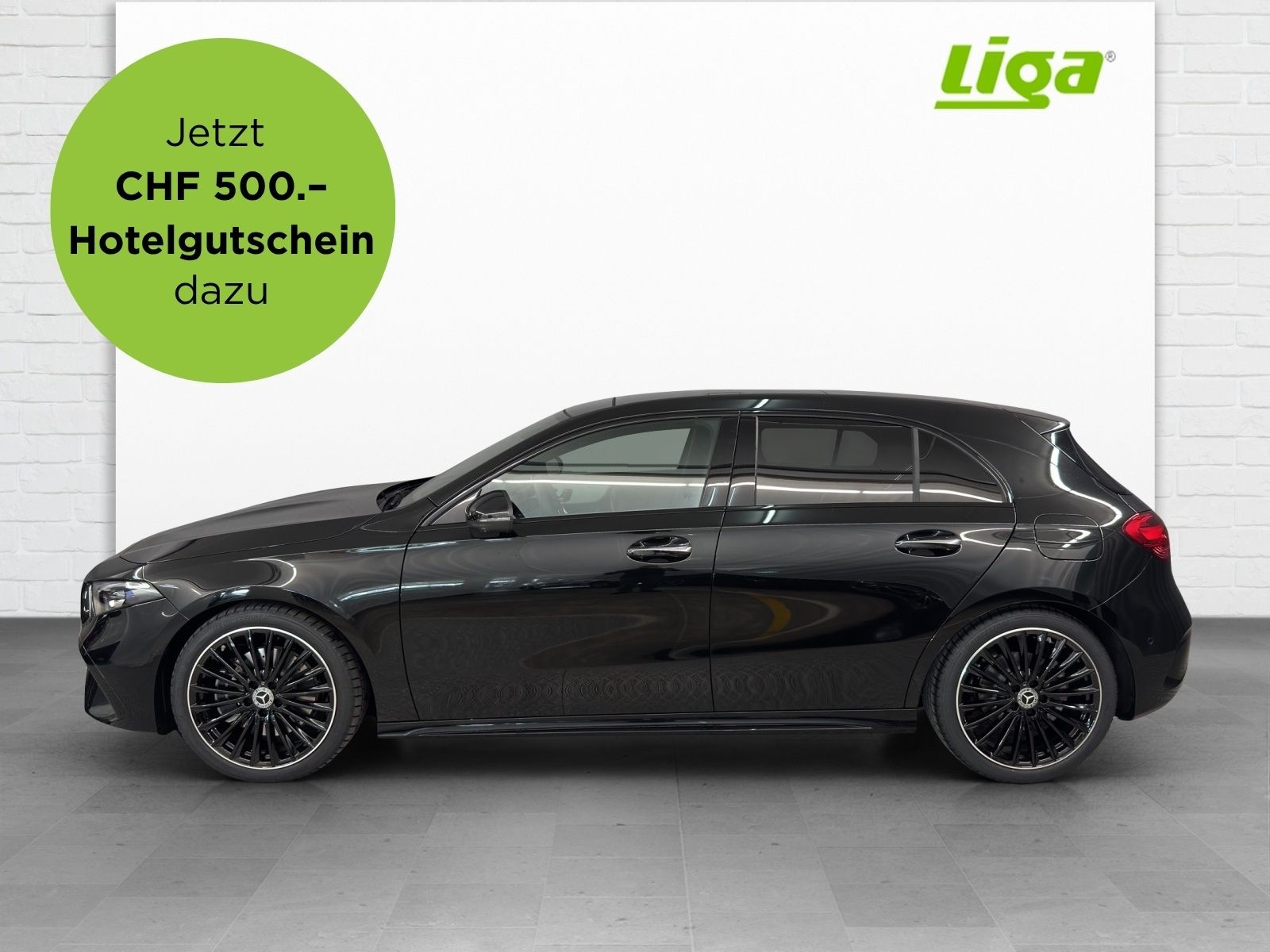 MERCEDES-BENZ A 220 d AMG Line-image-0