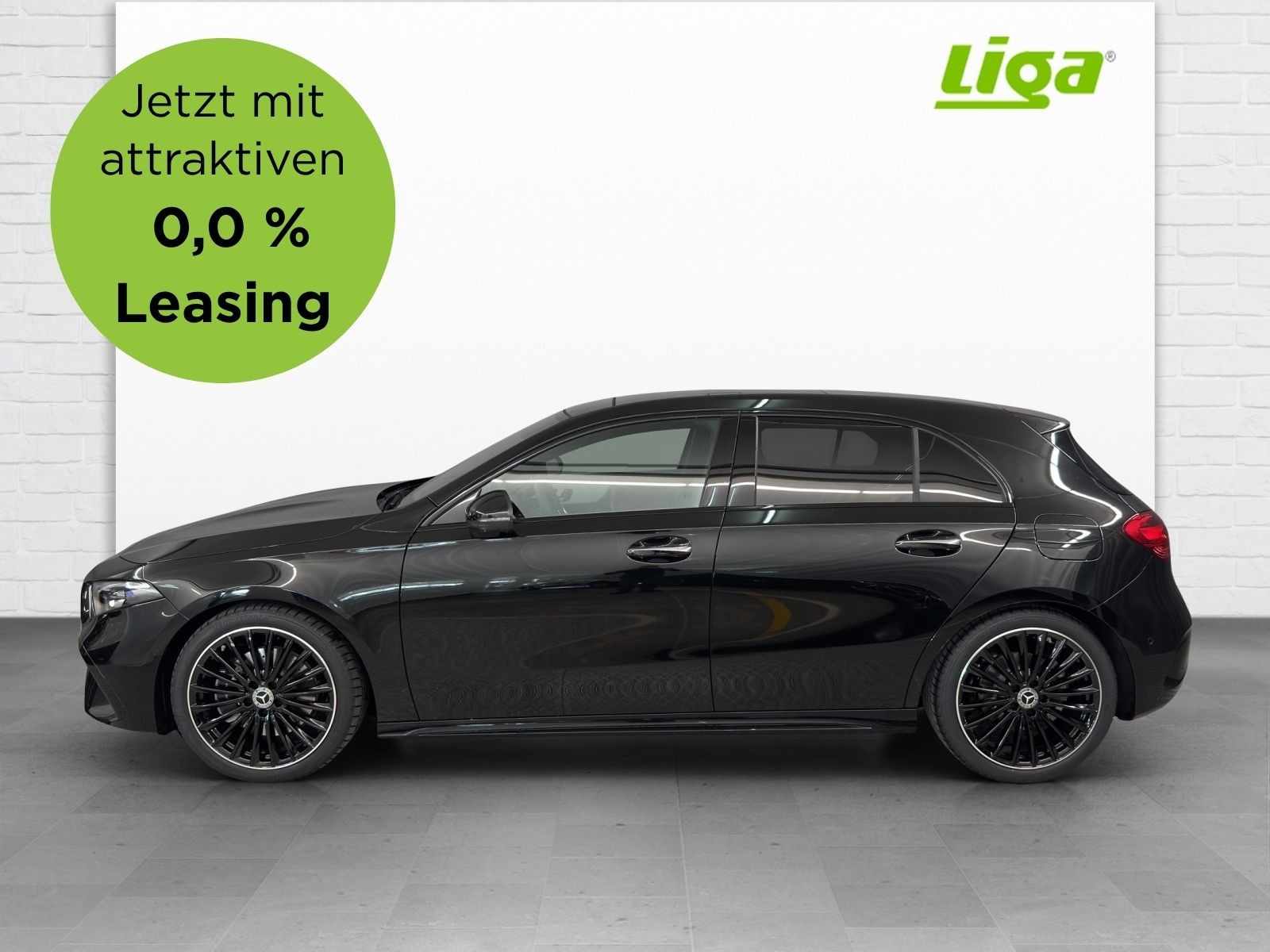 MERCEDES-BENZ A 220 d AMG Line
