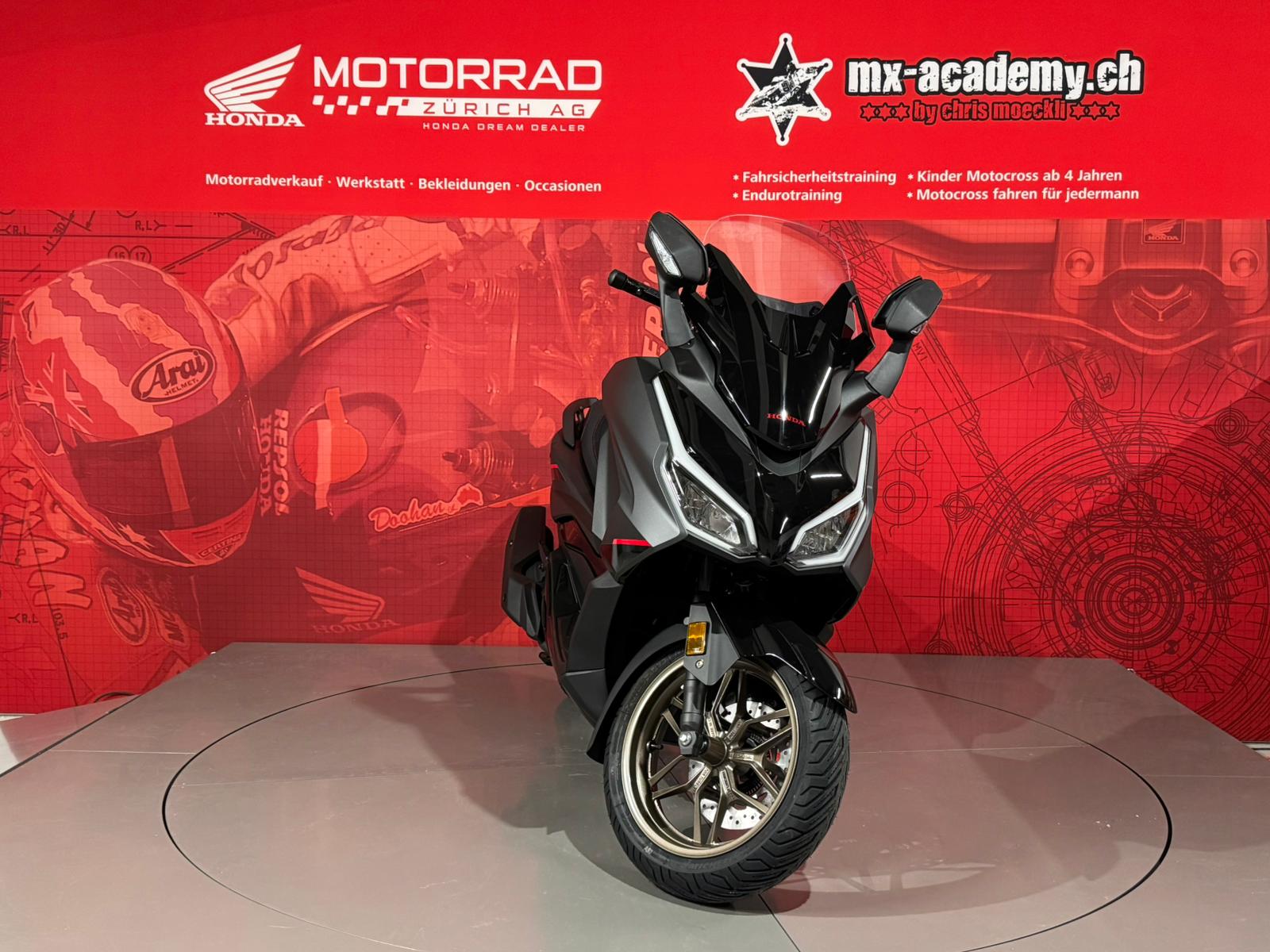 HONDA Nss 125 Forza *Neufahrzeug* *SPECIAL EDITION*-showroom-element-2
