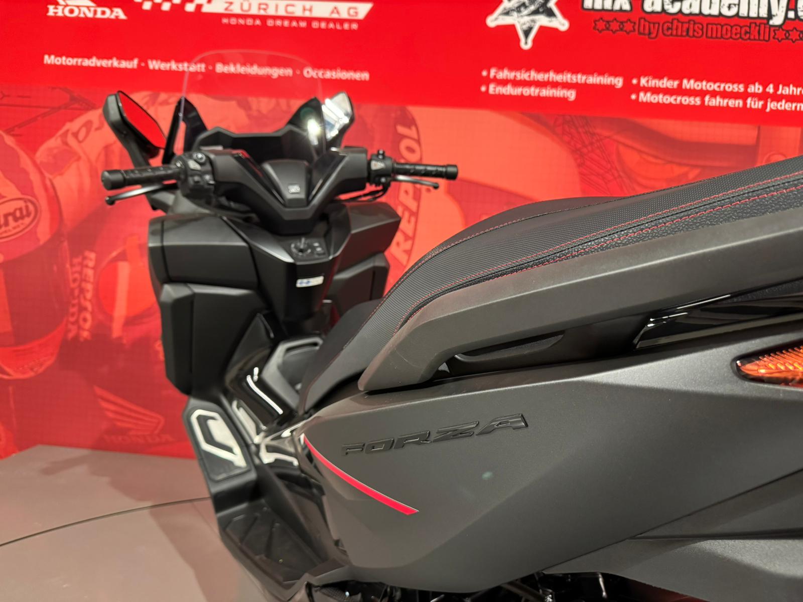 HONDA Nss 125 Forza *Neufahrzeug* *SPECIAL EDITION*-image-7