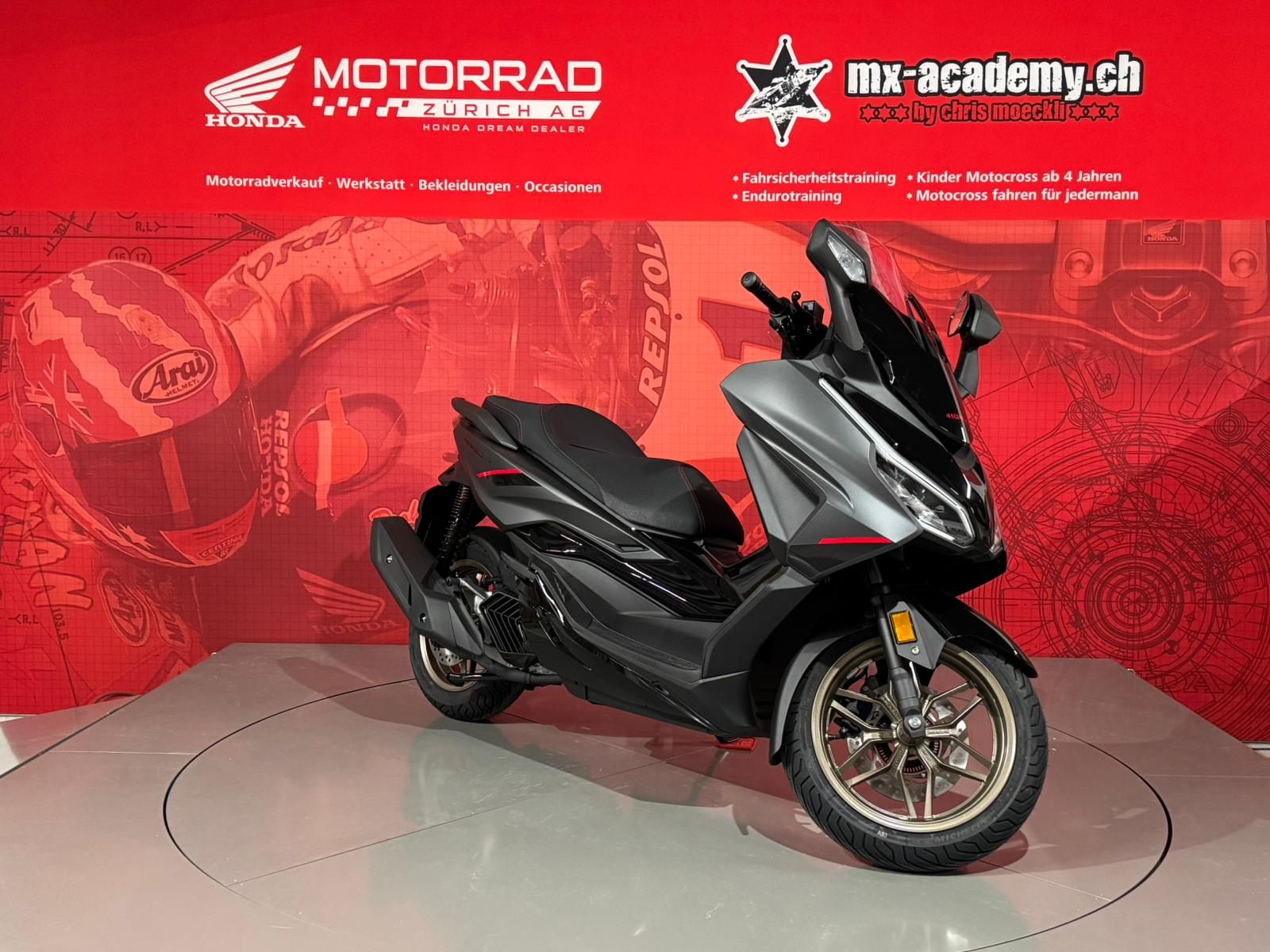 HONDA Nss 125 Forza *Neufahrzeug* *SPECIAL EDITION*-showroom-element-1