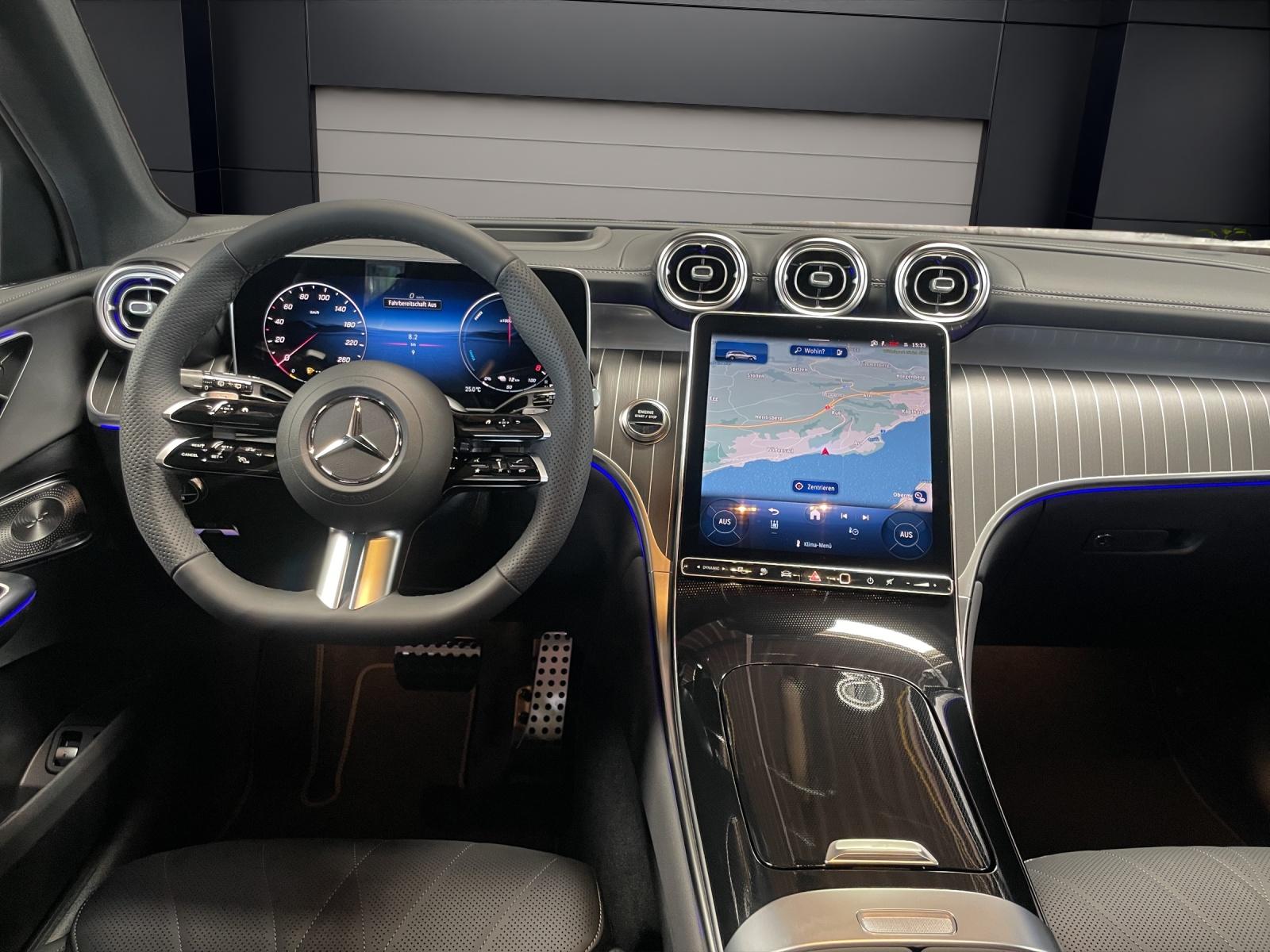 MERCEDES-BENZ GLC 400 e 4MATIC EQ Star AMG Line-image-4
