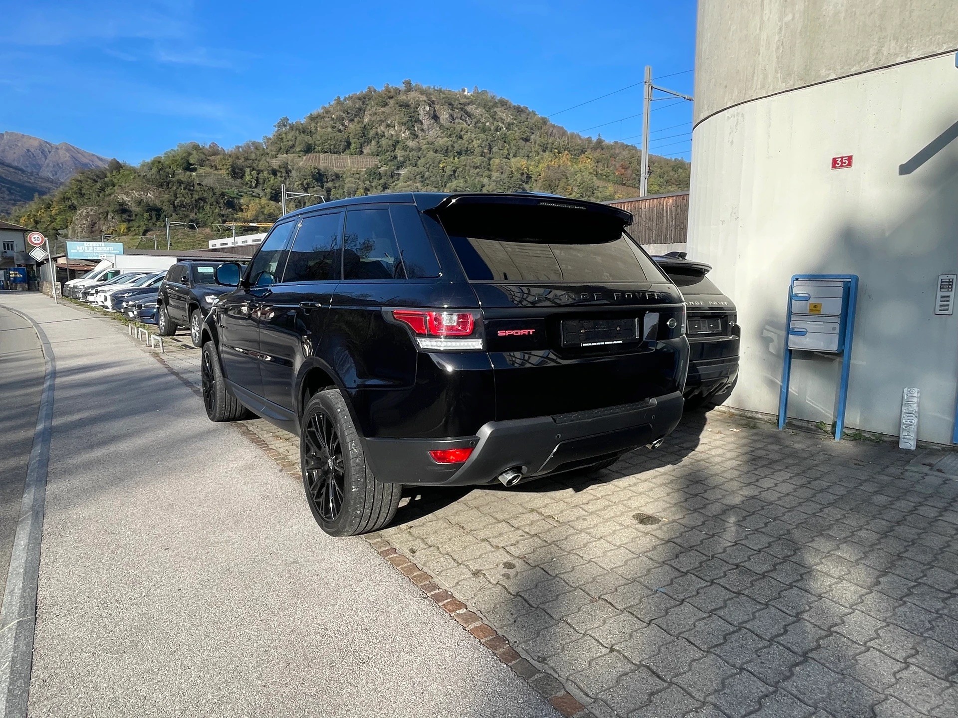 LAND ROVER Range Rover Sport 3.0 SDV6 HSE Dynamic Automatic-image-4