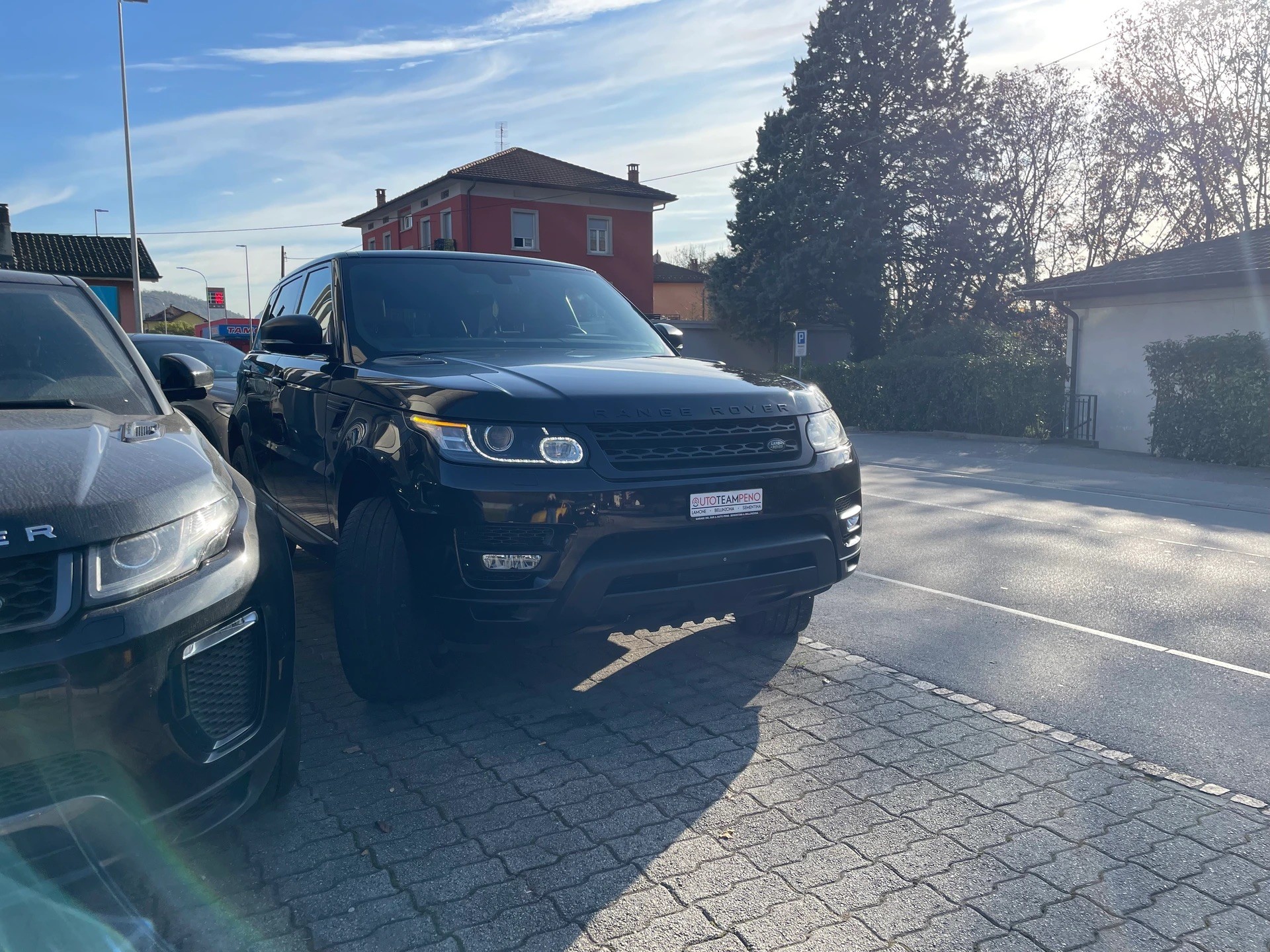 LAND ROVER Range Rover Sport 3.0 SDV6 HSE Dynamic Automatic-image-2