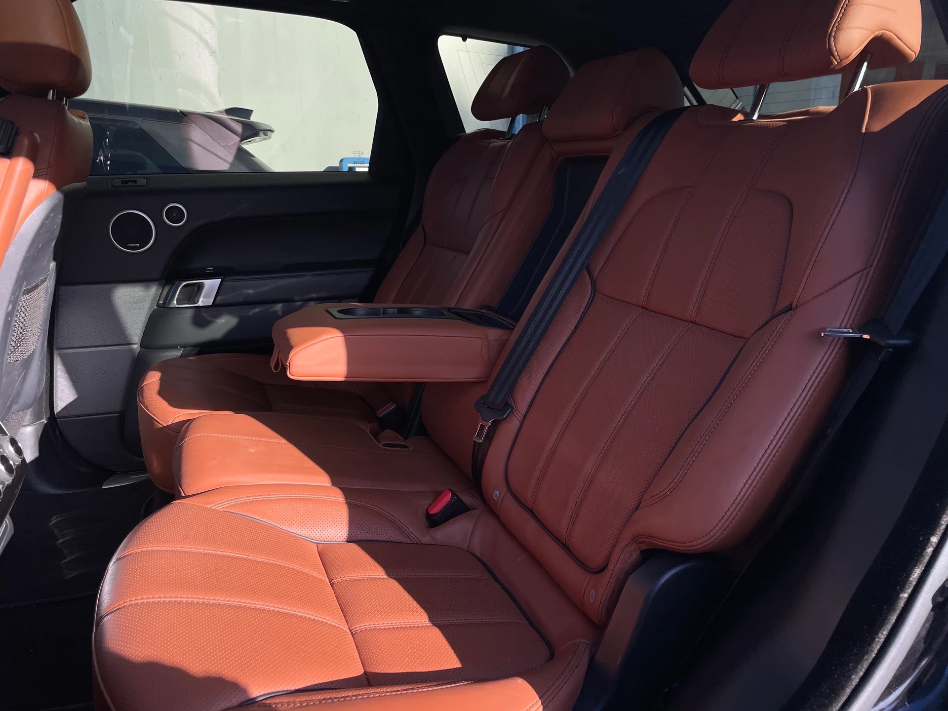 LAND ROVER Range Rover Sport 3.0 SDV6 HSE Dynamic Automatic-image-15