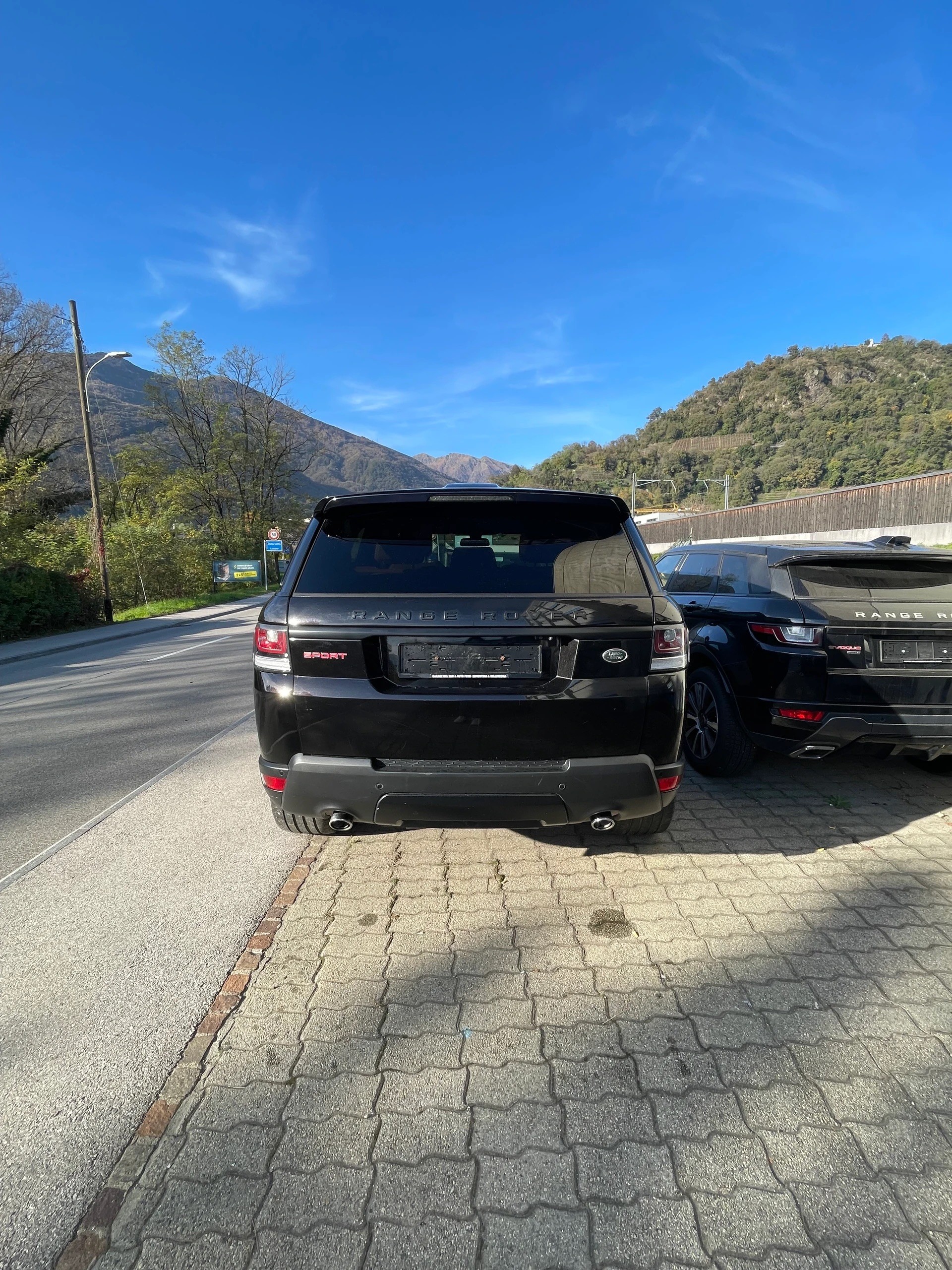 LAND ROVER Range Rover Sport 3.0 SDV6 HSE Dynamic Automatic-image-5