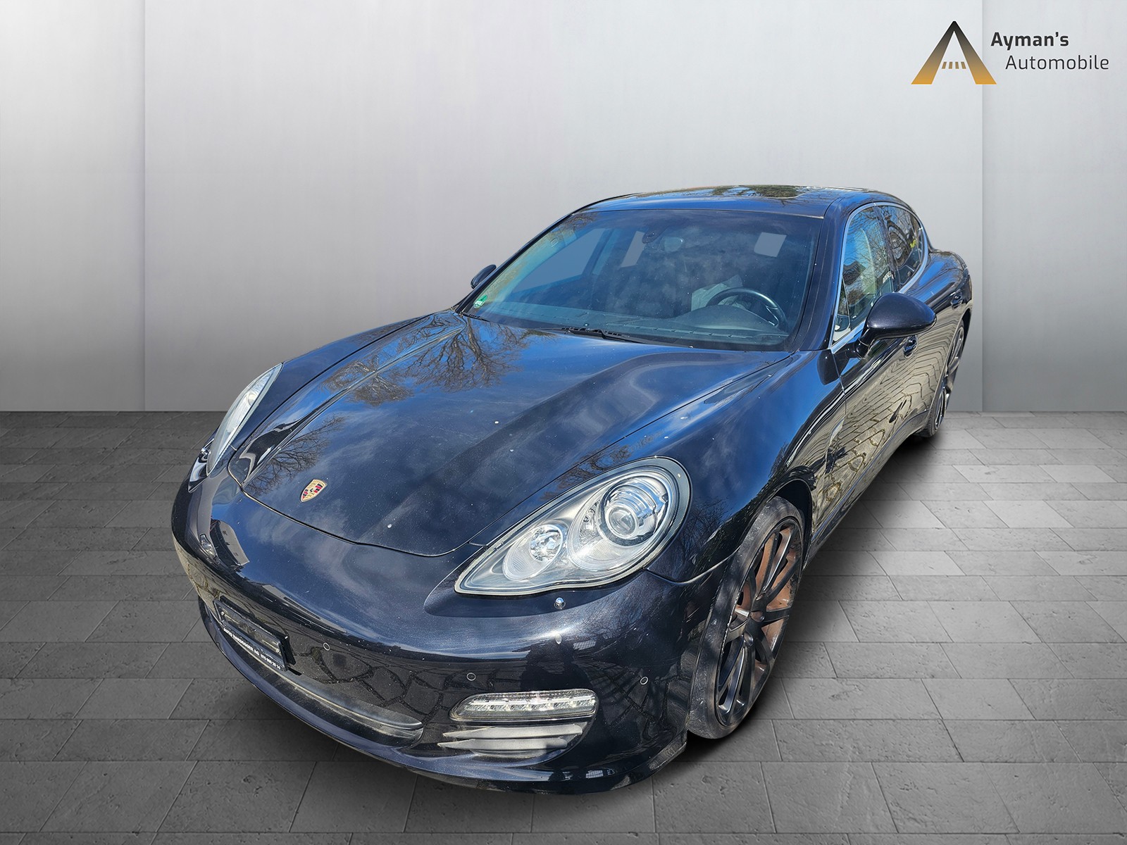 Car photo