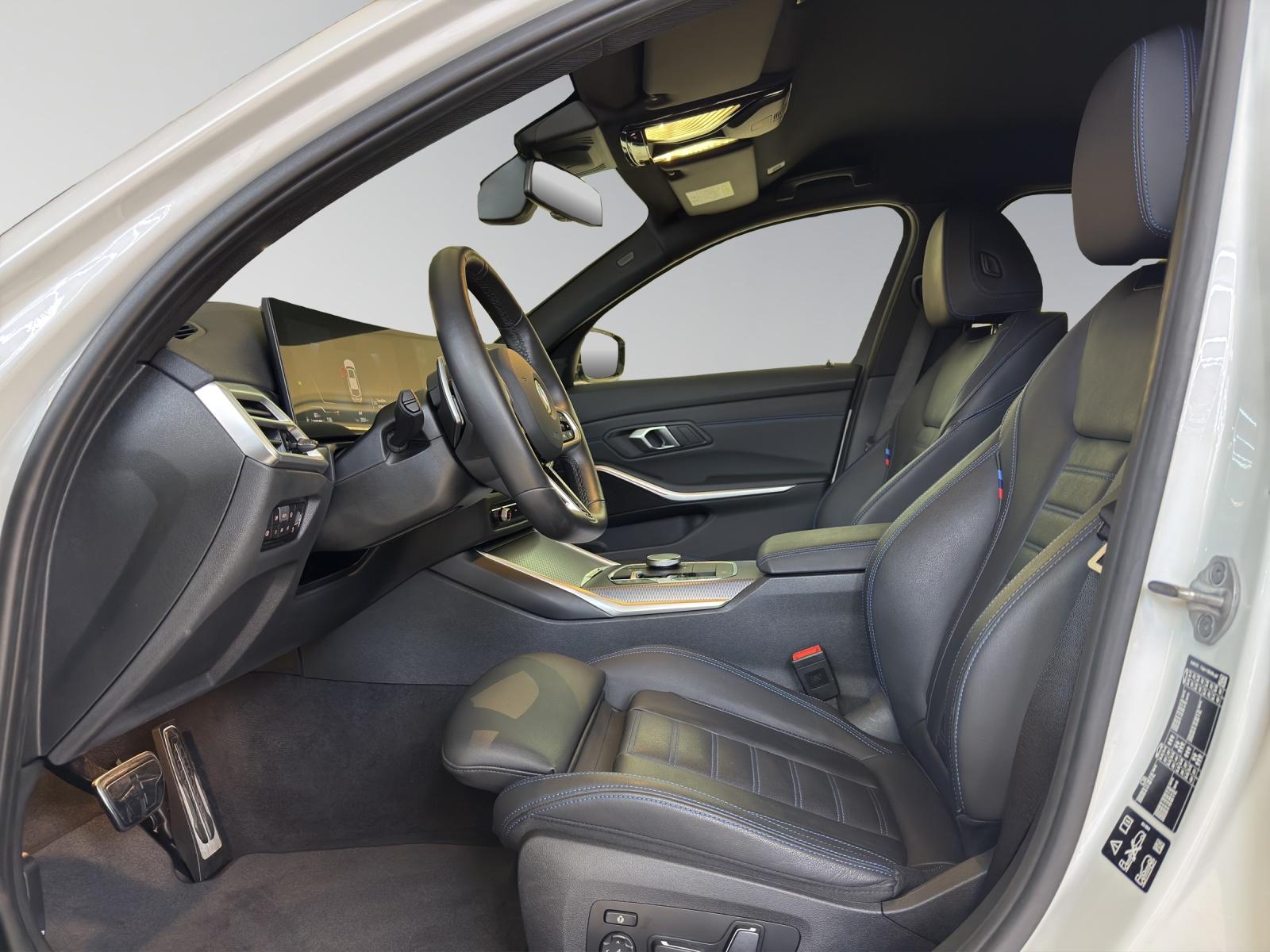 BMW 330d xDrive Touring M-SportPaket-image-11