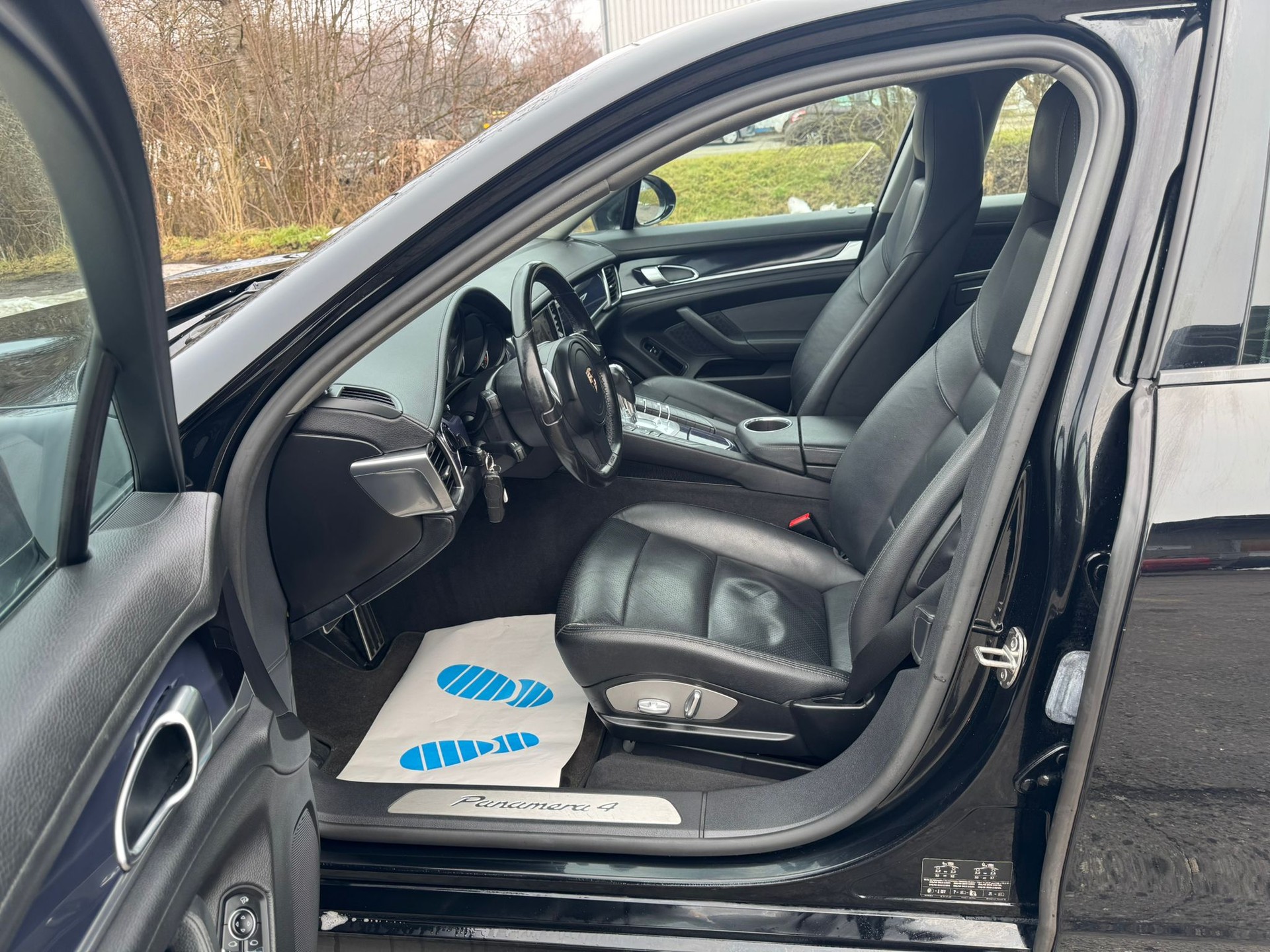 PORSCHE Panamera 4 3.6 PDK-image-9