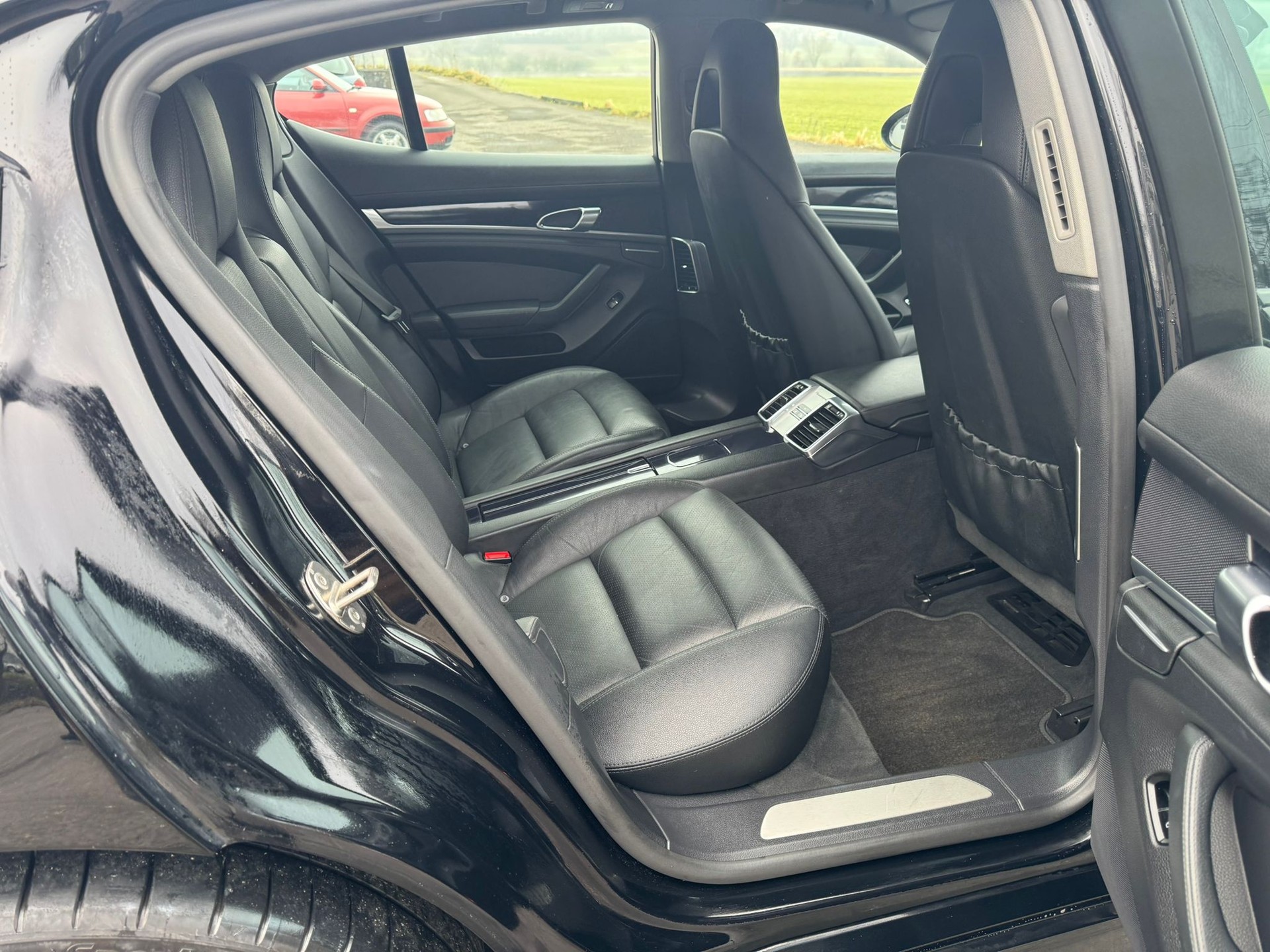 PORSCHE Panamera 4 3.6 PDK-image-12
