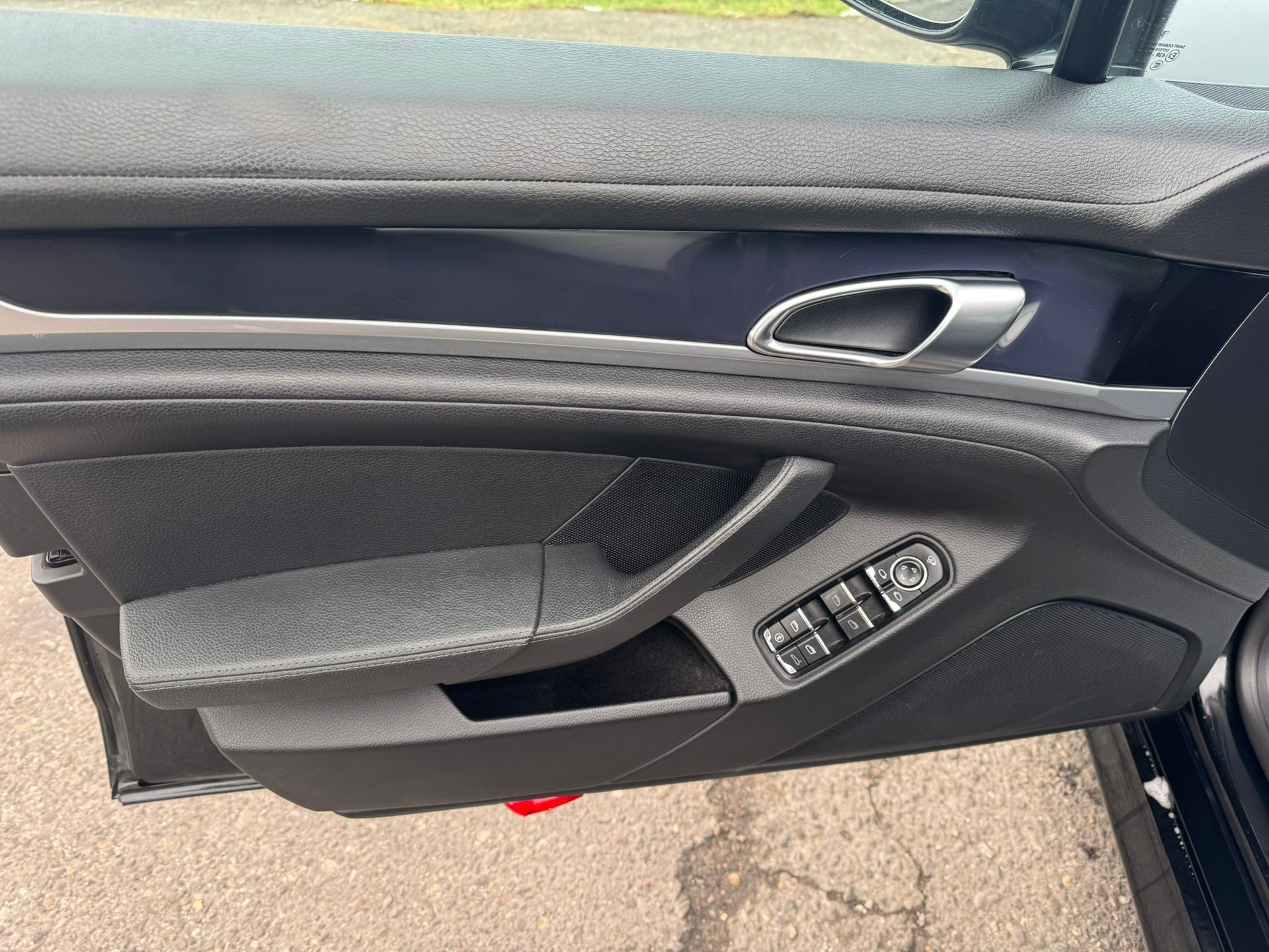 PORSCHE Panamera 4 3.6 PDK-image-14