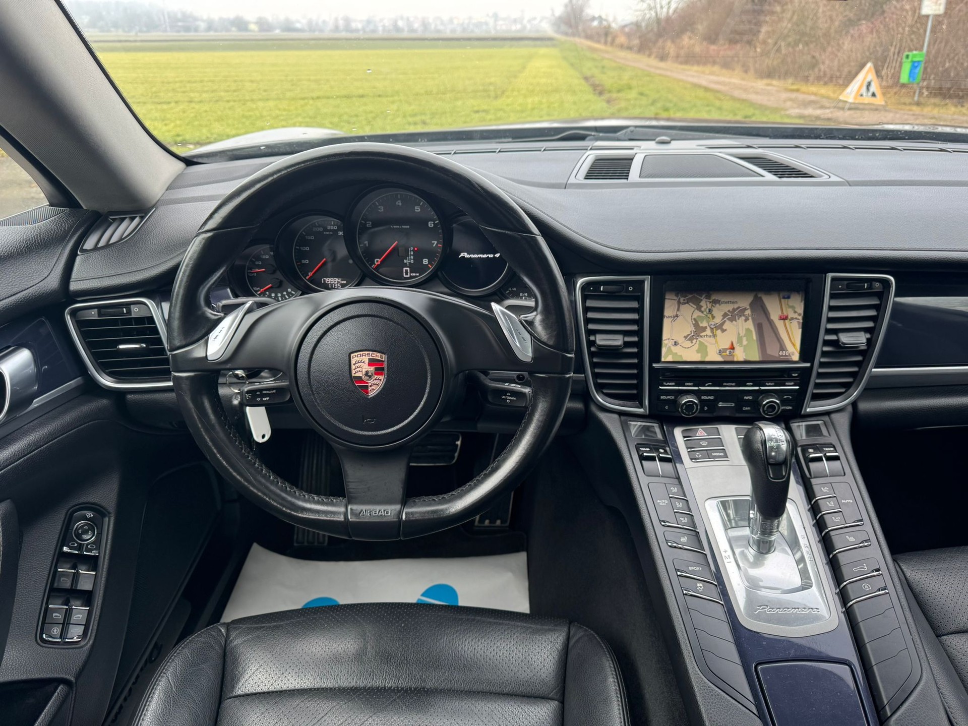PORSCHE Panamera 4 3.6 PDK-image-17