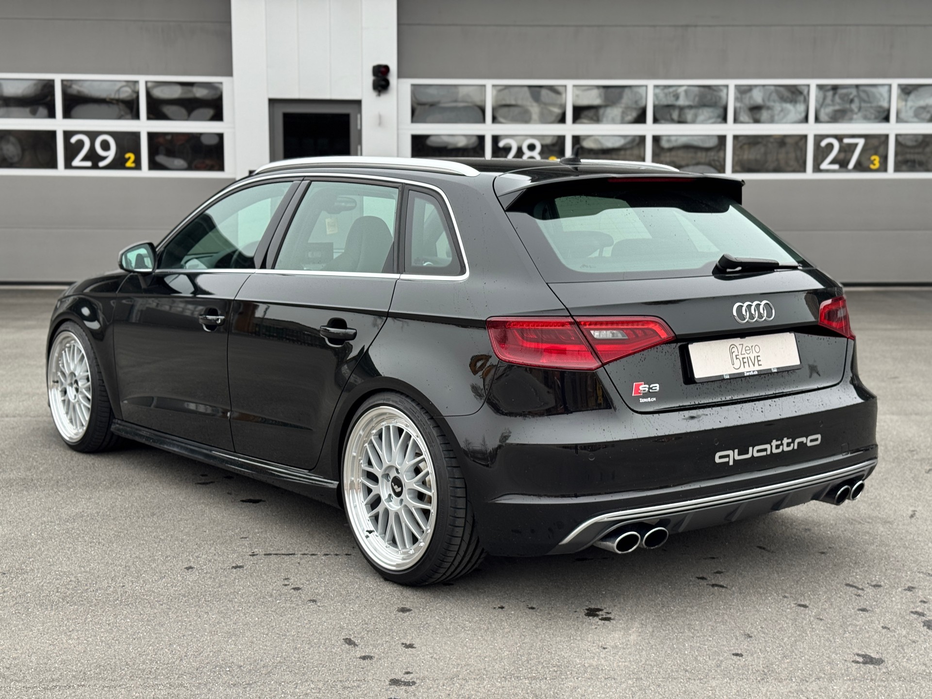 AUDI S3 Sportback 2.0 TFSI quattro S-tronic-image-3