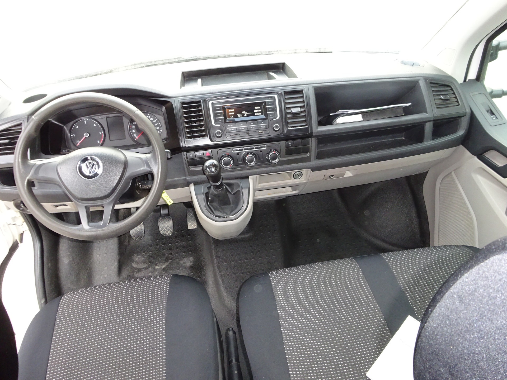 VW T6 2.0 TDI 4Motion-image-13